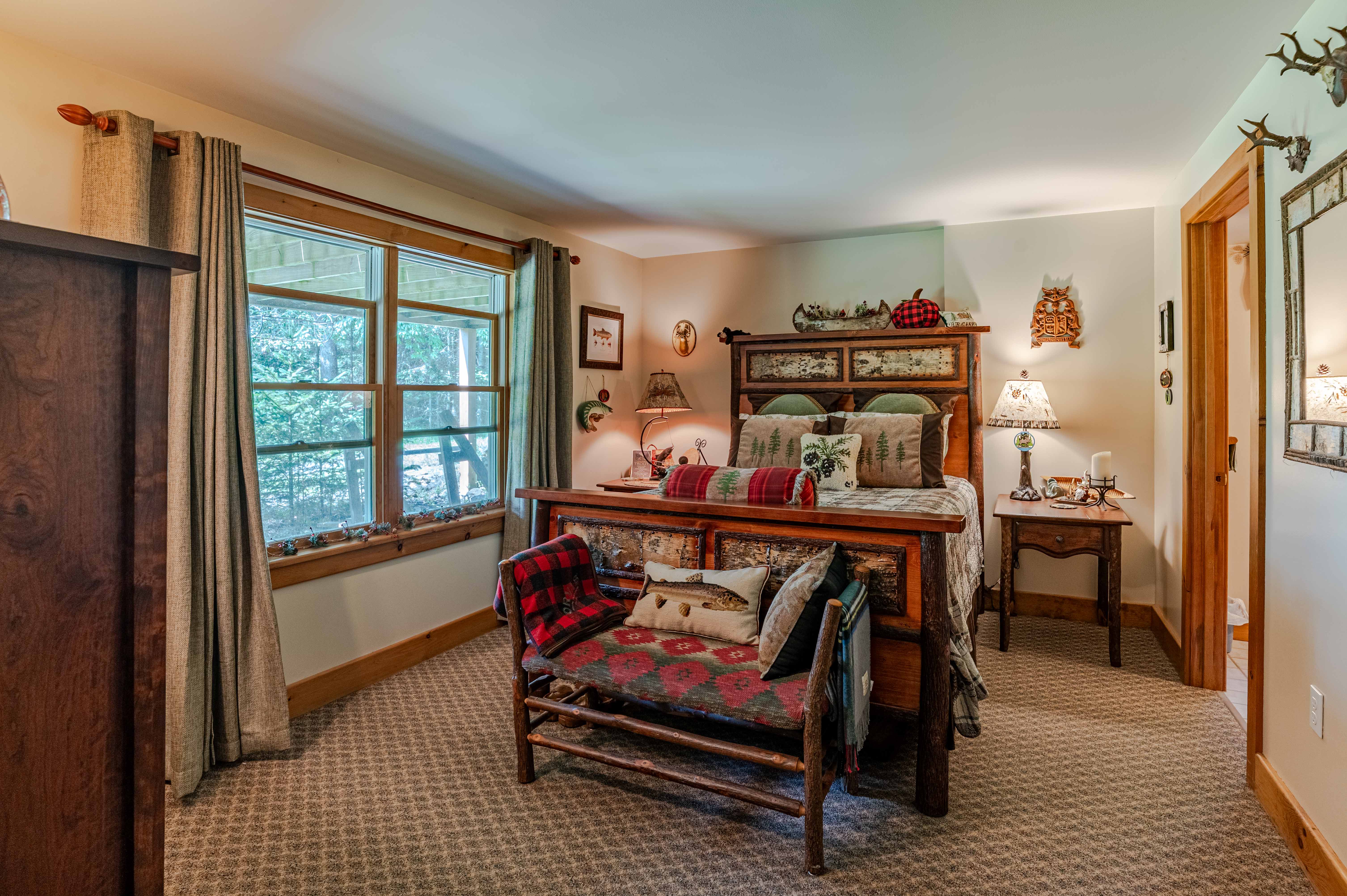  148 Jerry Savarie Road, Indian Lake, NY 12842 - 物件實景