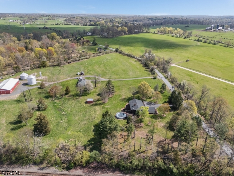 Readington Twp., New Jersey, 08853, United States, 3 Bedrooms Bedrooms, ,3 BathroomsBathrooms,Residential,For Sale,1903743