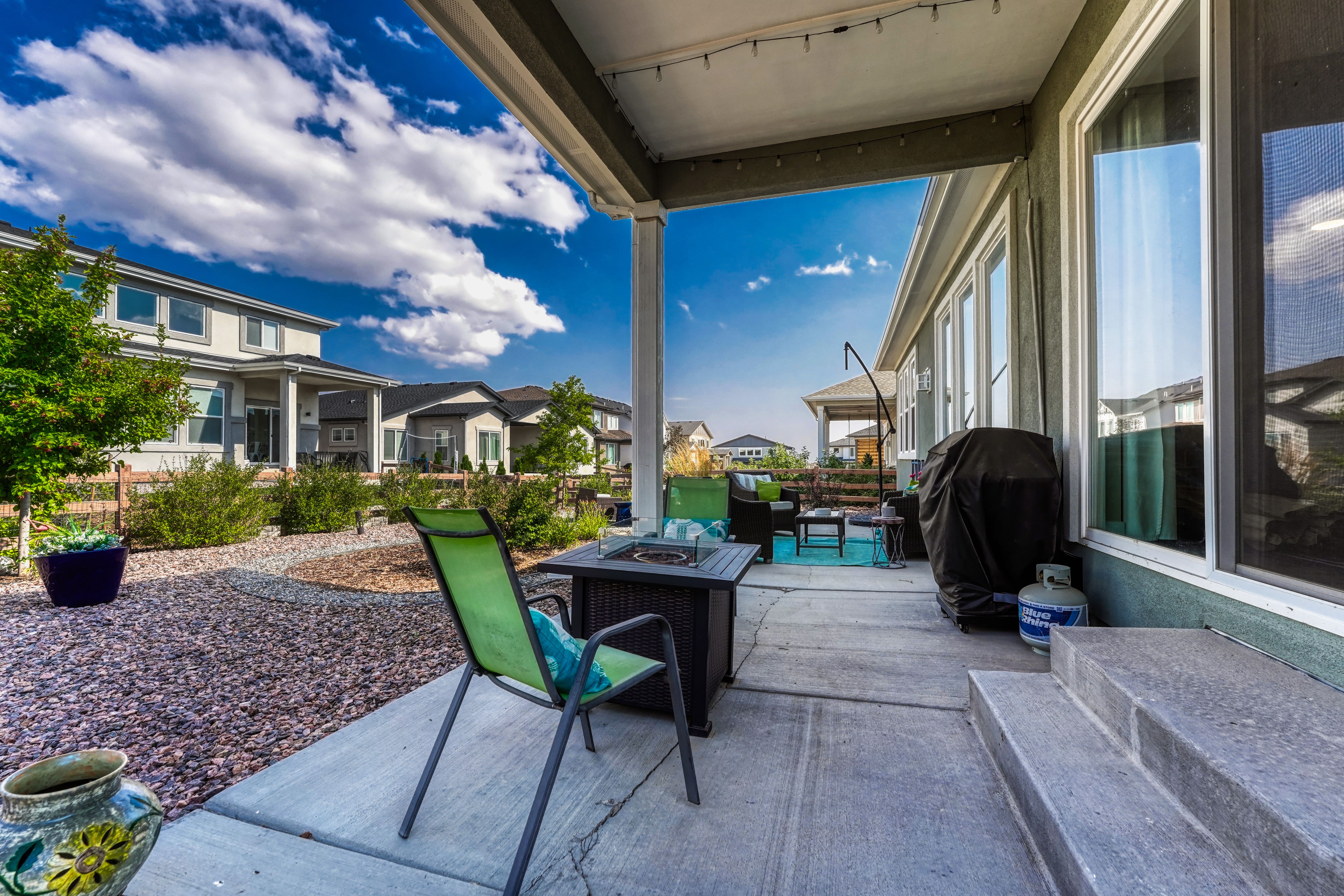  Exceptional Ranch-Style Home - 物件實景