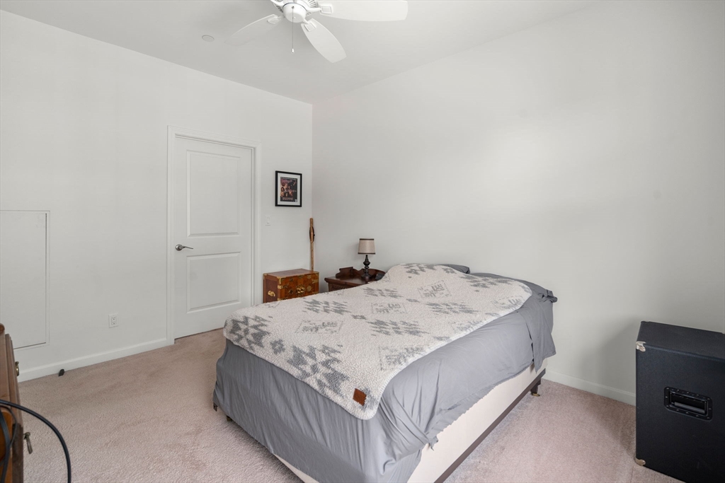 Canton, Massachusetts, 02021, United States, 1 Bedroom Bedrooms, ,1 BathroomBathrooms,Residential,For Sale,1917875