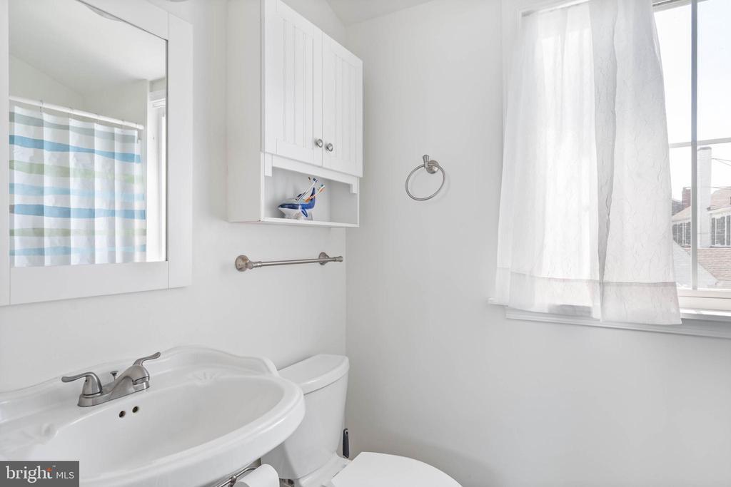 Rehoboth Beach, Delaware, 19971, United States, 4 Bedrooms Bedrooms, ,2 BathroomsBathrooms,Residential,For Sale,1901168
