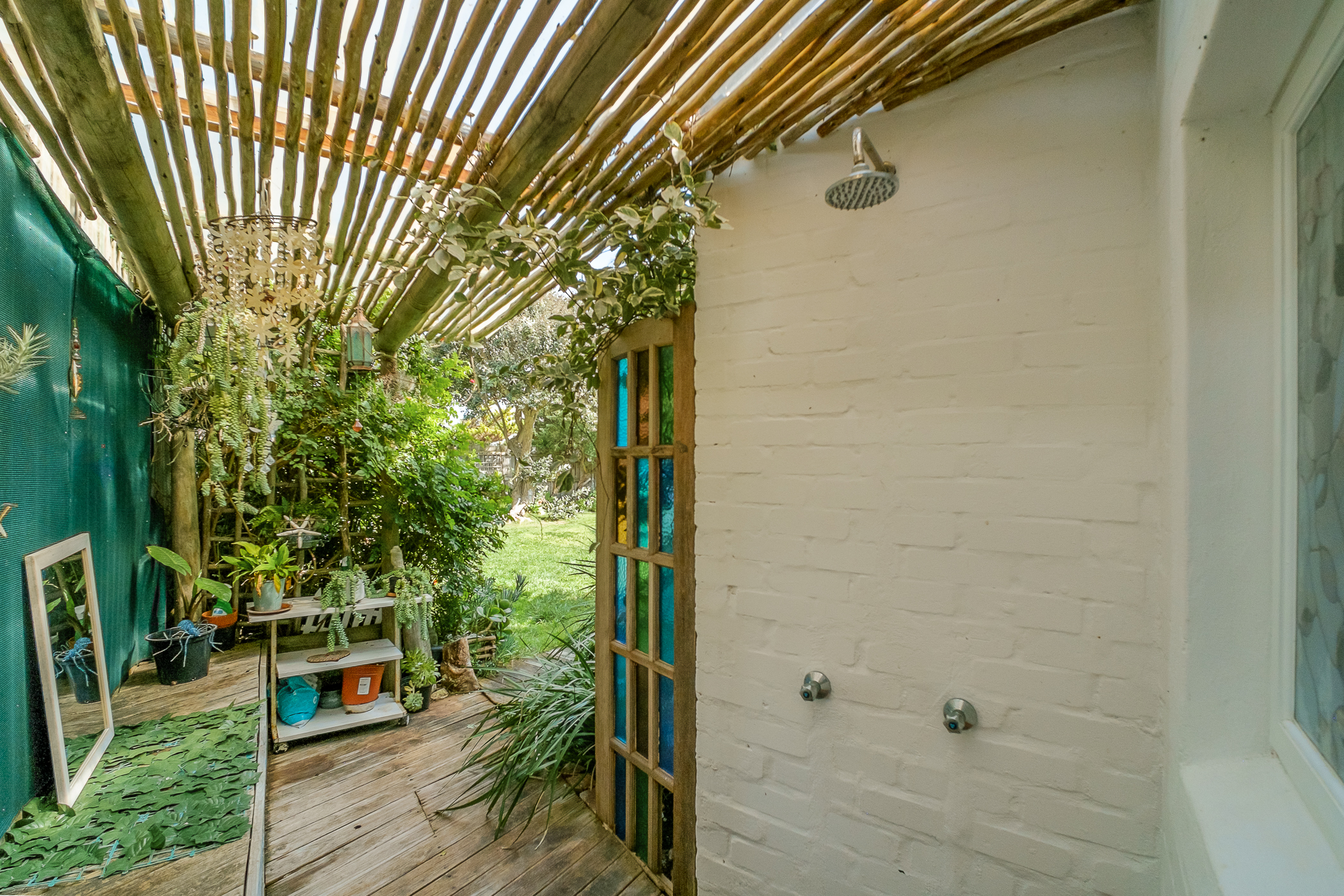  COASTAL LIVING IN THE HEART OF IMHOFF
