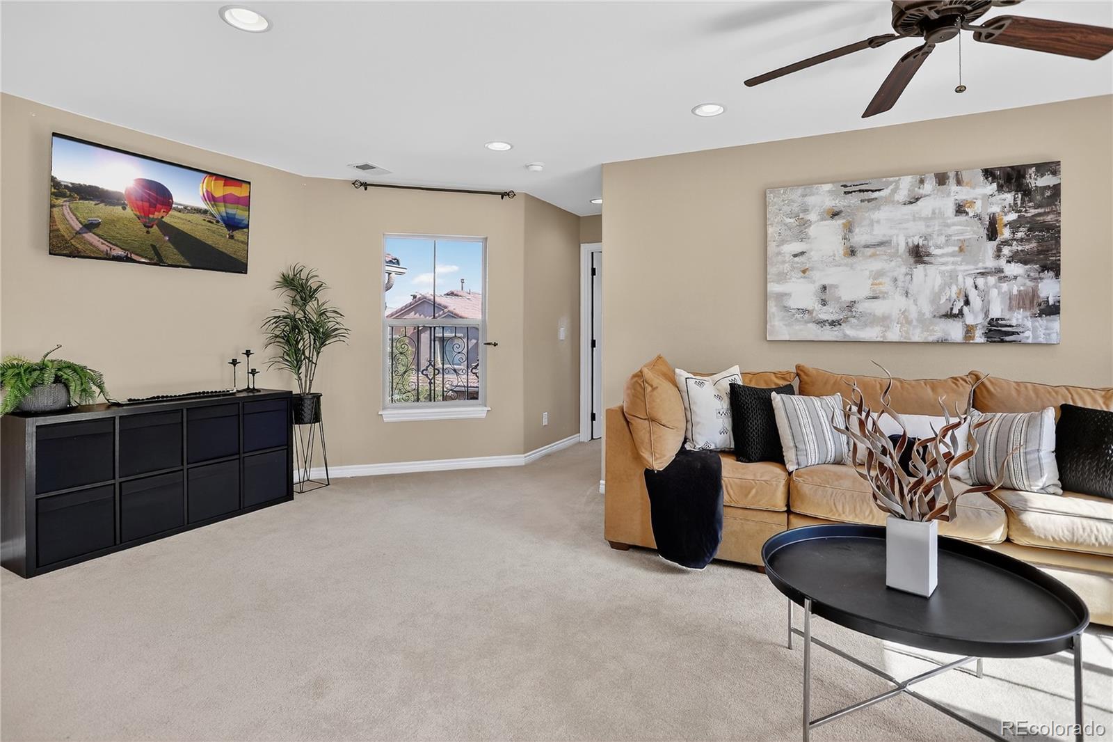 Highlands Ranch, Colorado, 80126, United States, 2 Bedrooms Bedrooms, ,3 BathroomsBathrooms,Residential,For Sale,1818282