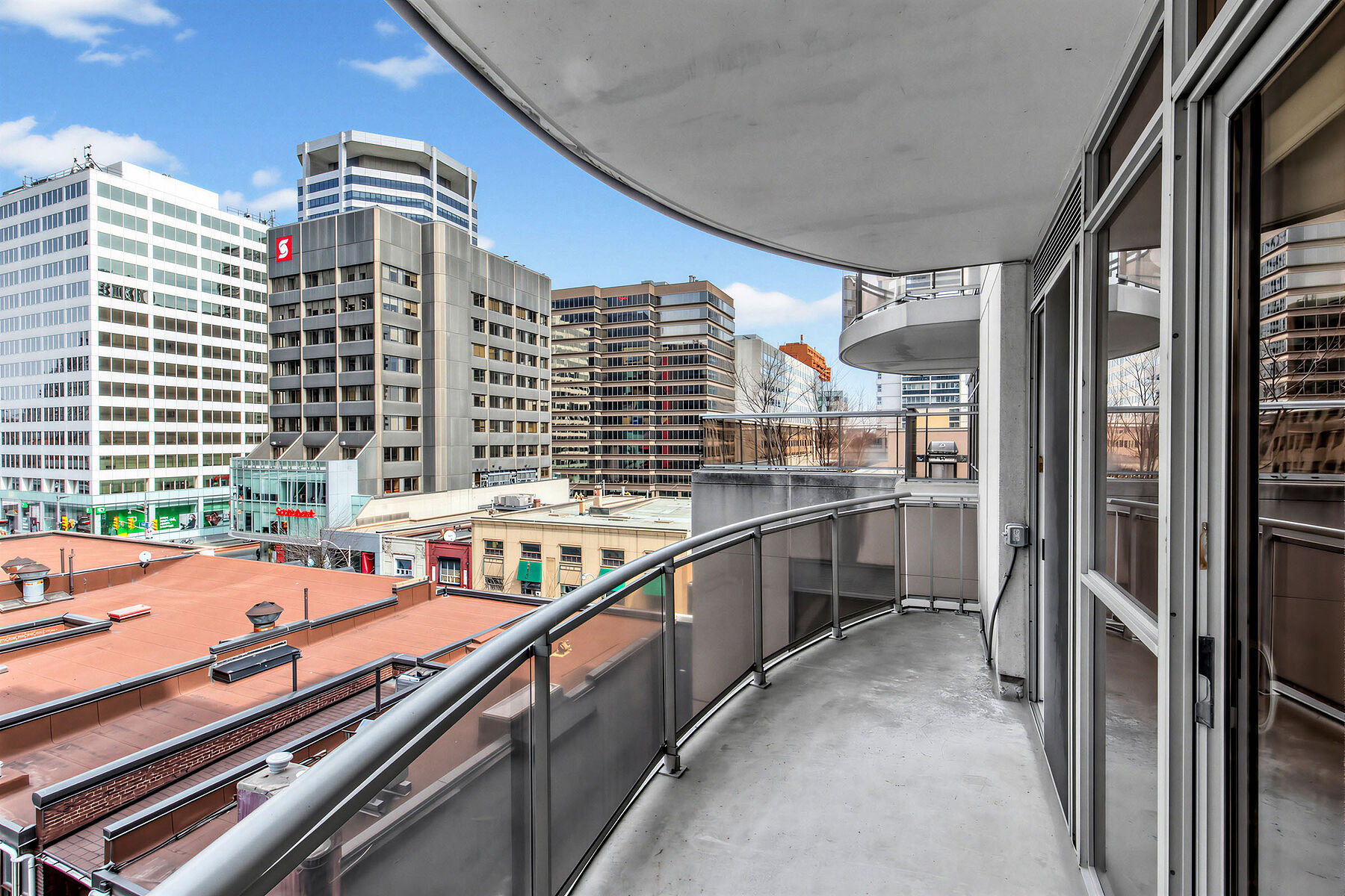  The Clairmont - 物件實景