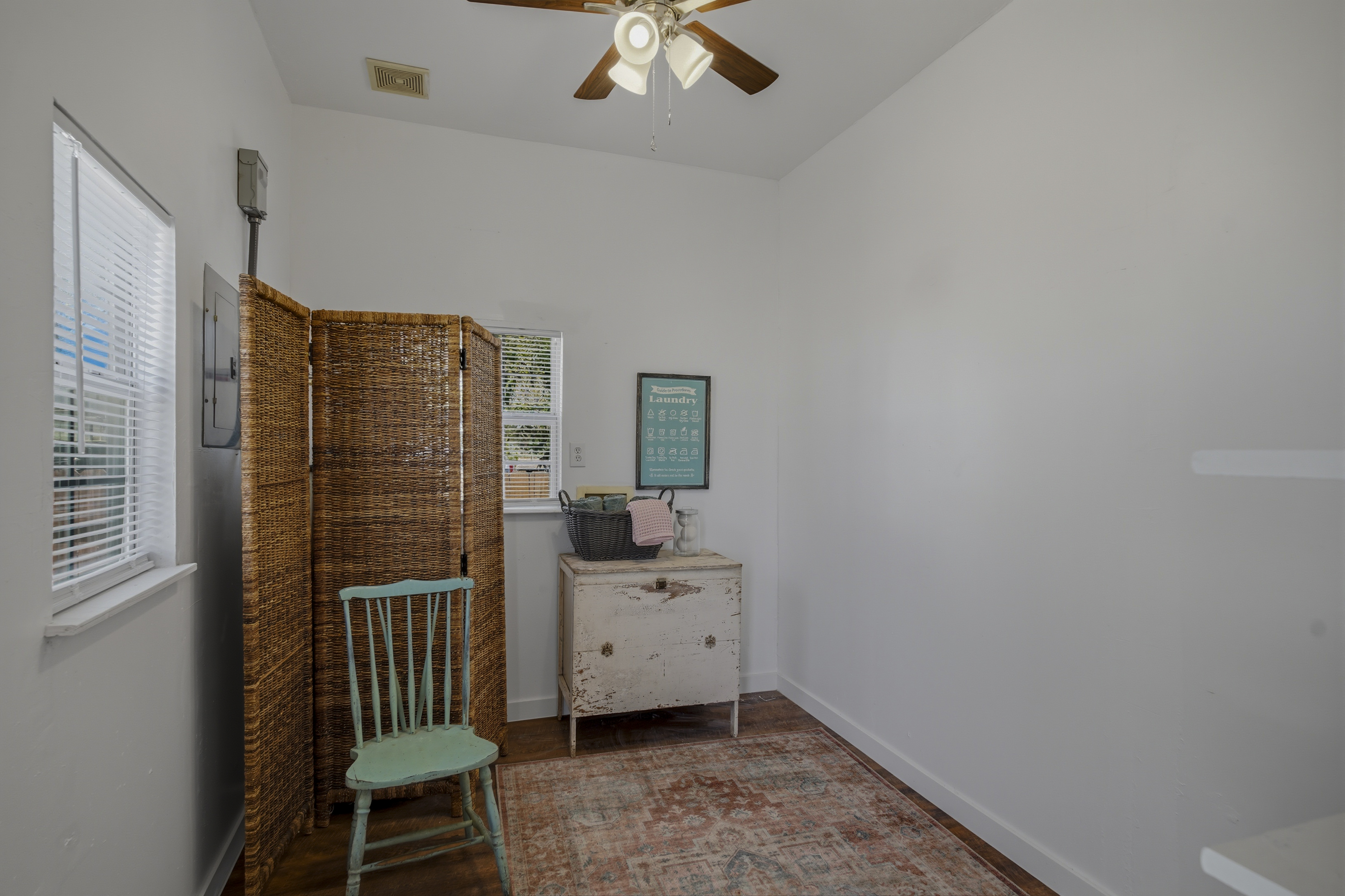  Spanish Charm with Guest Apartment - 物件實景