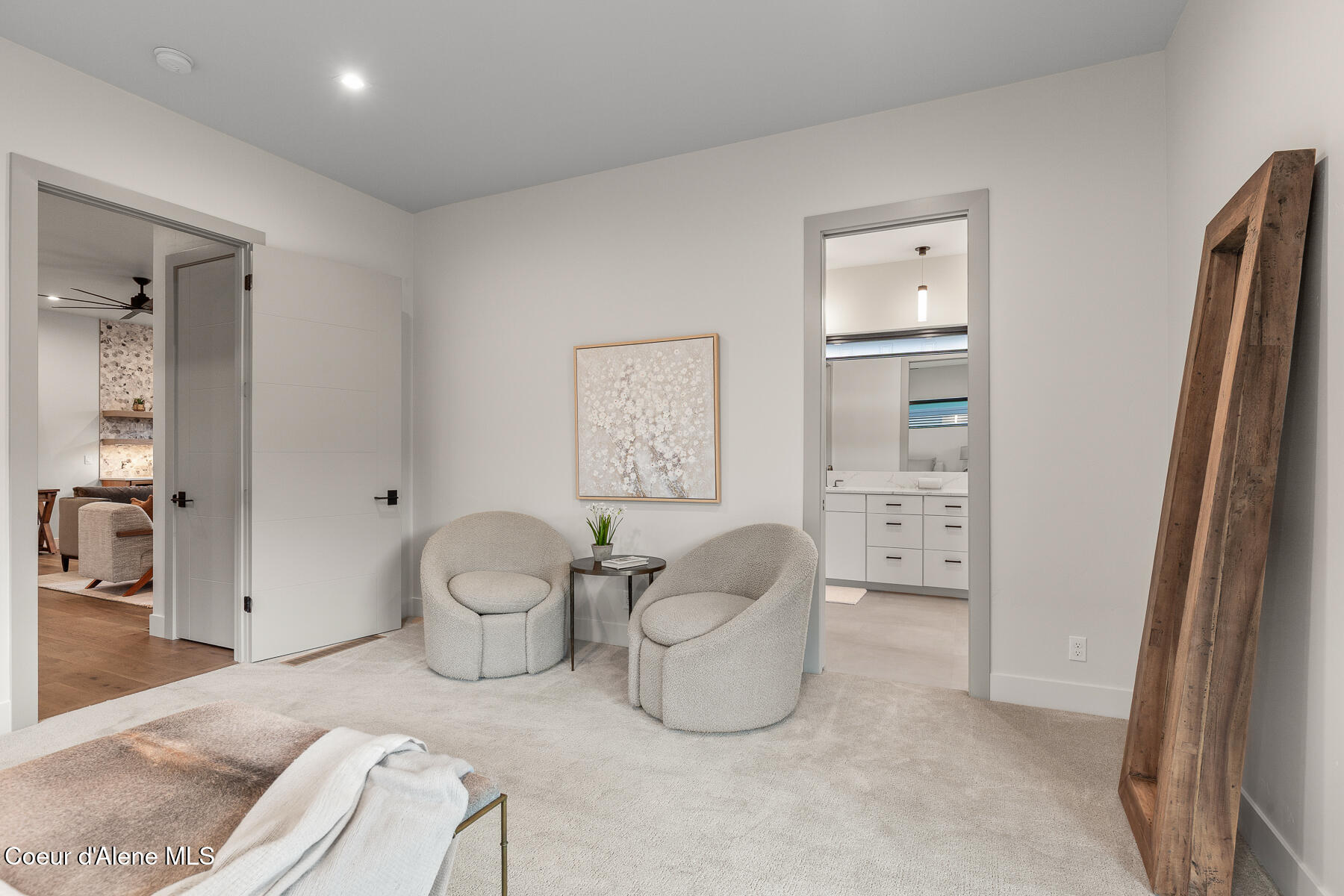 Coeur d'Alene, Idaho, 83814, United States, 3 Bedrooms Bedrooms, ,4 BathroomsBathrooms,Residential,For Sale,2048490
