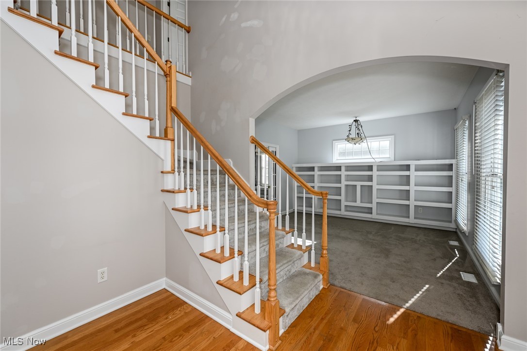 Aurora, Ohio, 44202, United States, 4 Bedrooms Bedrooms, ,4 BathroomsBathrooms,Residential,For Sale,1932632