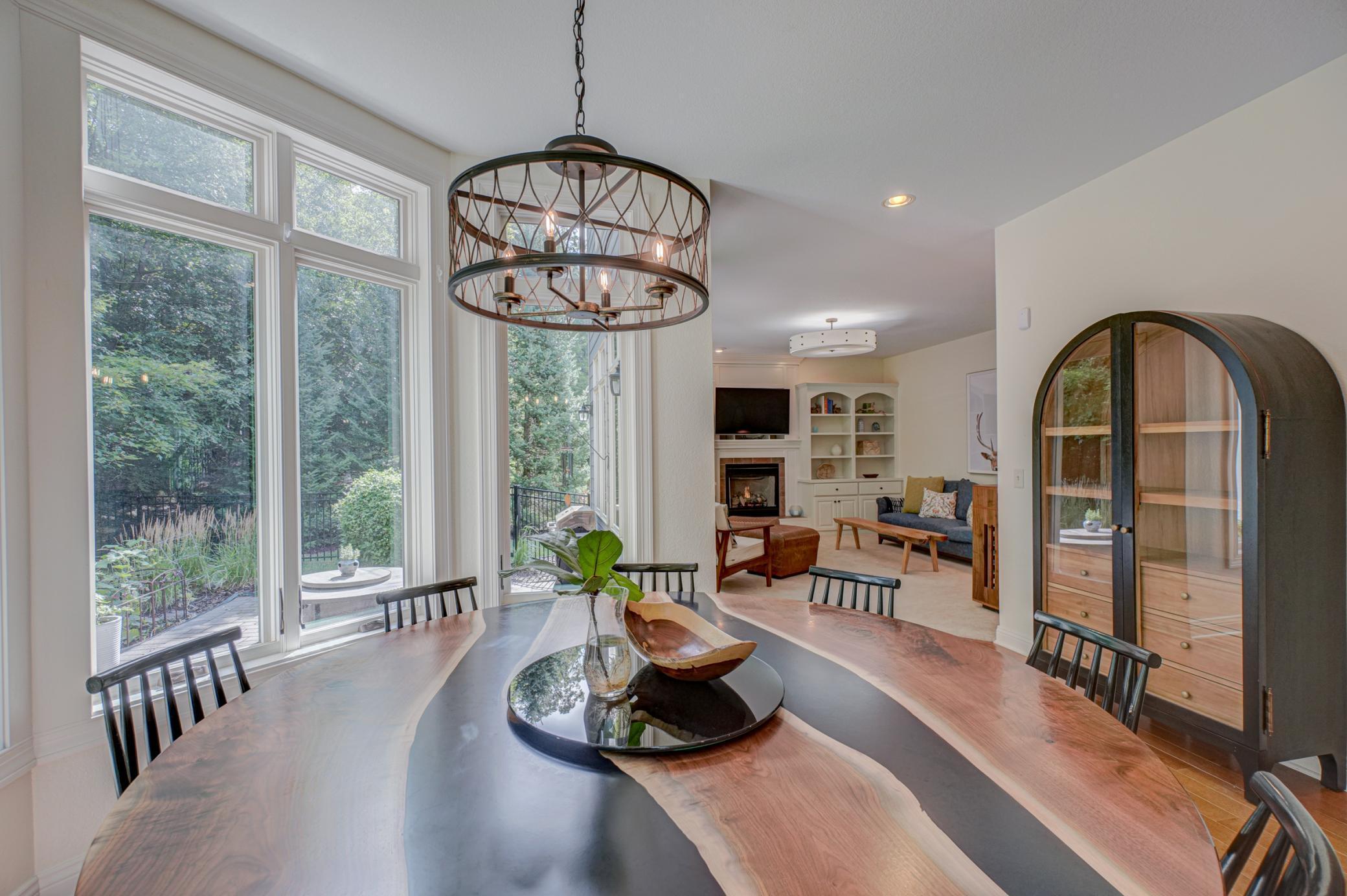 Eau Claire, Wisconsin, 54701, United States, 6 Bedrooms Bedrooms, ,2 BathroomsBathrooms,Residential,For Sale,1992855