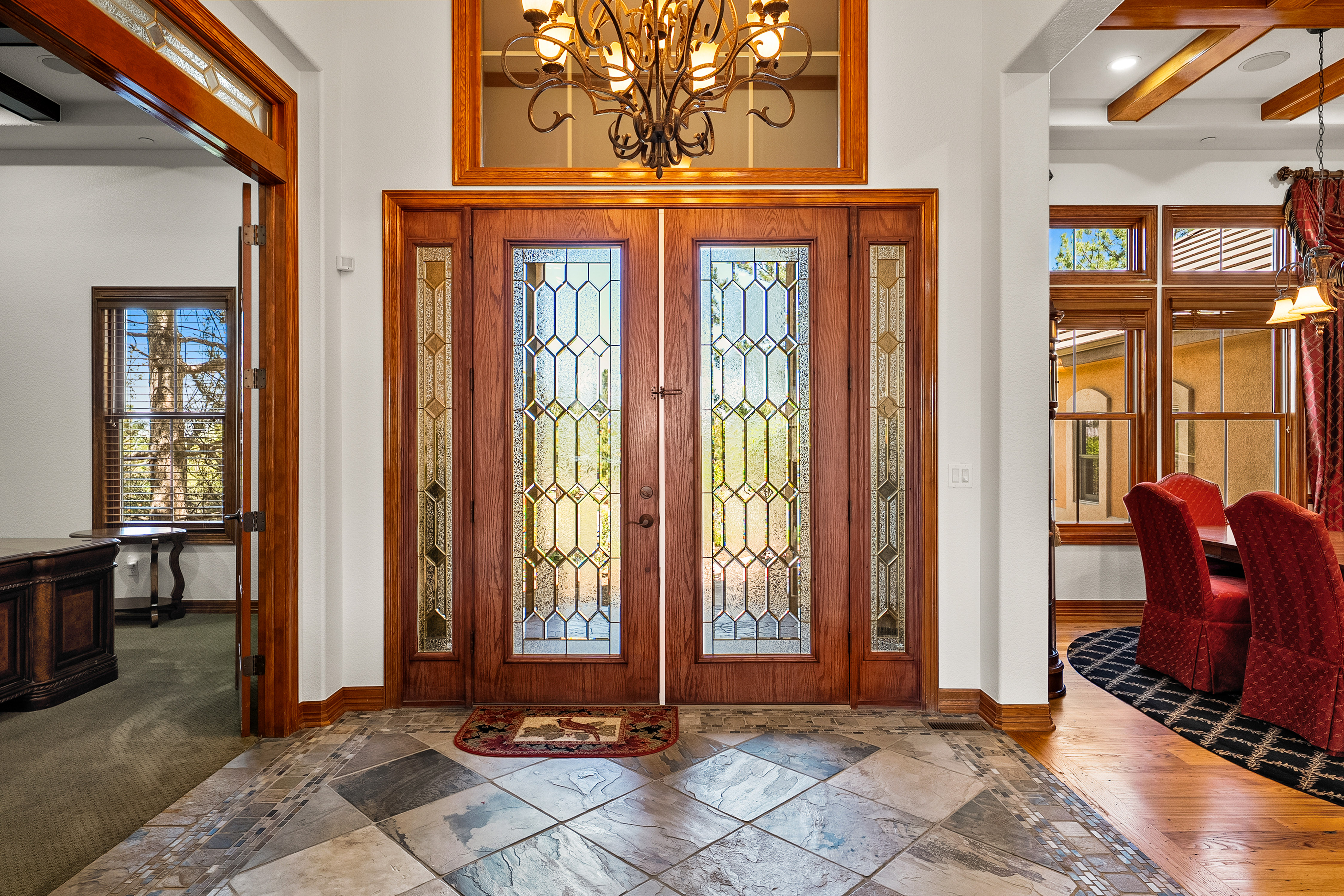  Exceptional ranch-style home in the prestigious gated golf course community - 物件實景