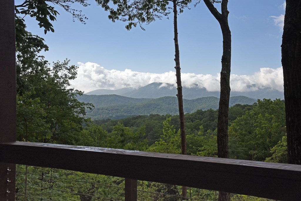 Blue Ridge, Georgia, 30513, United States, 2 Bedrooms Bedrooms, ,2 BathroomsBathrooms,Residential,For Sale,1805607