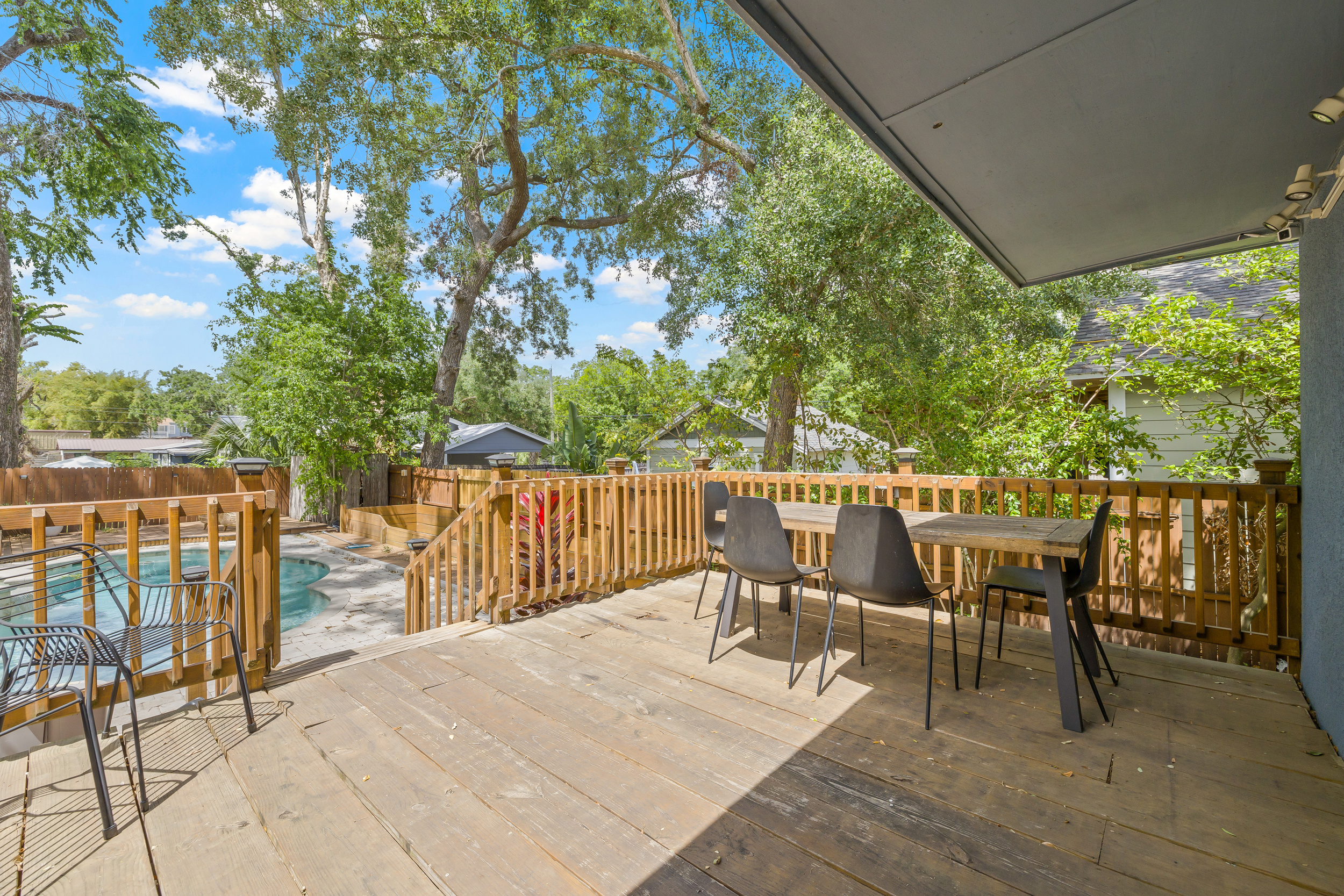 Tampa, Florida, 33604, United States, 3 Bedrooms Bedrooms, ,2 BathroomsBathrooms,Residential,For Sale,1927688