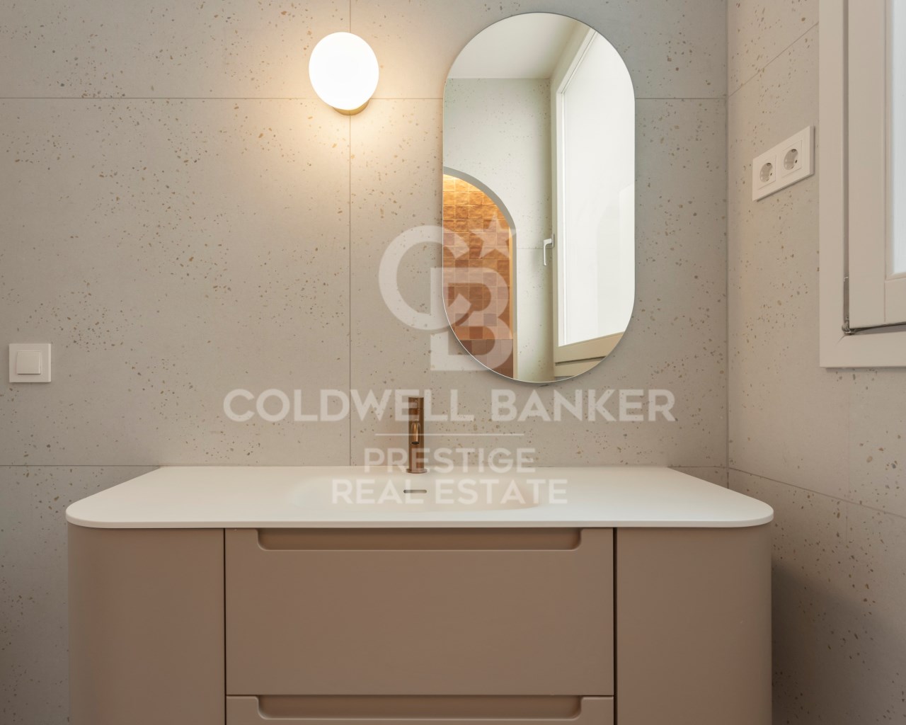 Barcelona, Catalonia, ES, 3 Bedrooms Bedrooms, ,2 BathroomsBathrooms,Residential,For Sale,1794686