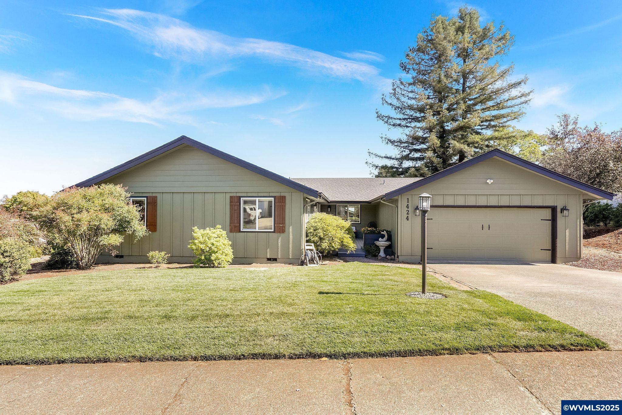 Salem, Oregon, 97304, United States, 3 Bedrooms Bedrooms, ,3 BathroomsBathrooms,Residential,For Sale,1967587