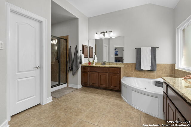 San Antonio, Texas, 78261, United States, 5 Bedrooms Bedrooms, ,4 BathroomsBathrooms,Residential,For Sale,1912476