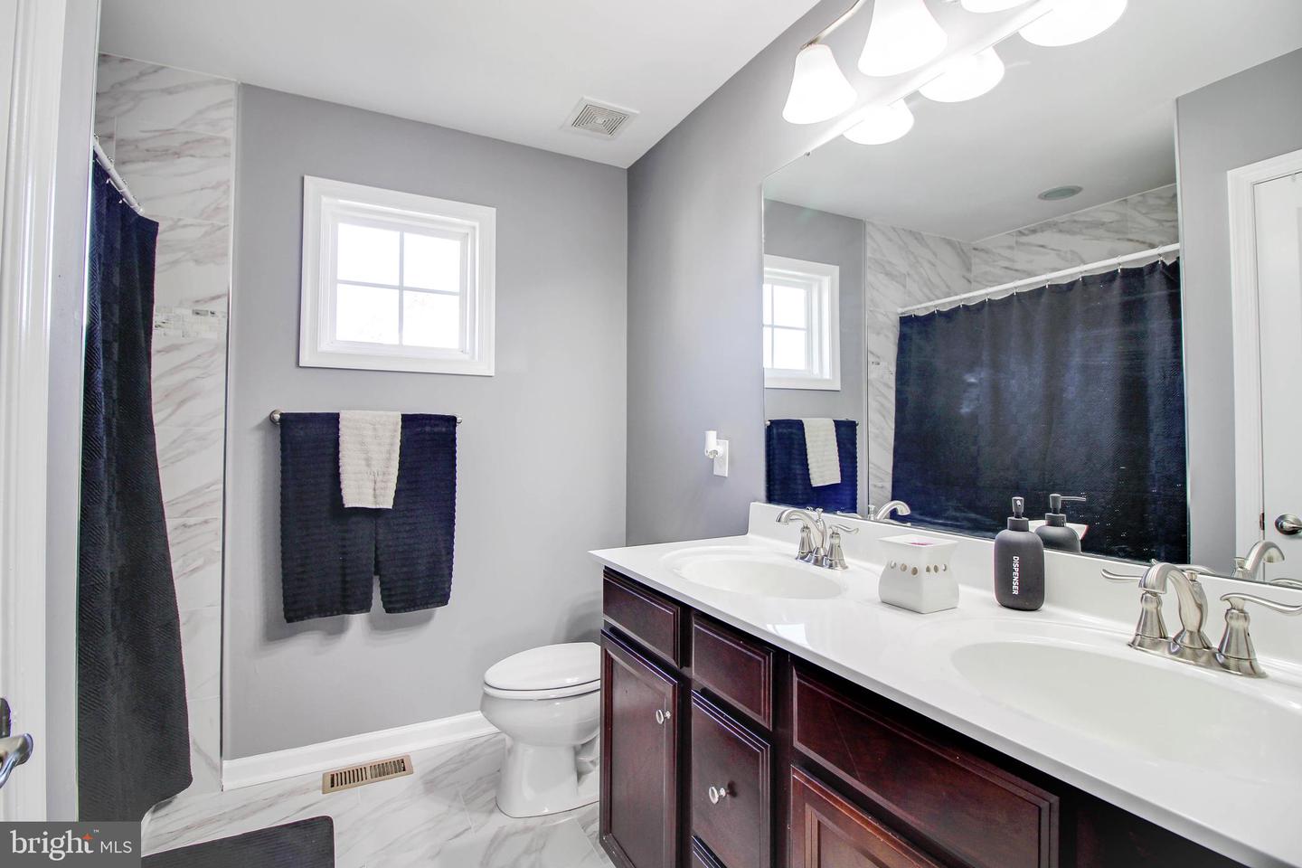 Essex, Maryland, 21221, United States, 5 Bedrooms Bedrooms, ,4 BathroomsBathrooms,Residential,For Sale,1746214