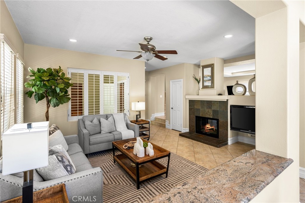 Lake Forest, California, 92610, United States, 5 Bedrooms Bedrooms, ,3 BathroomsBathrooms,Residential,For Sale,1903296