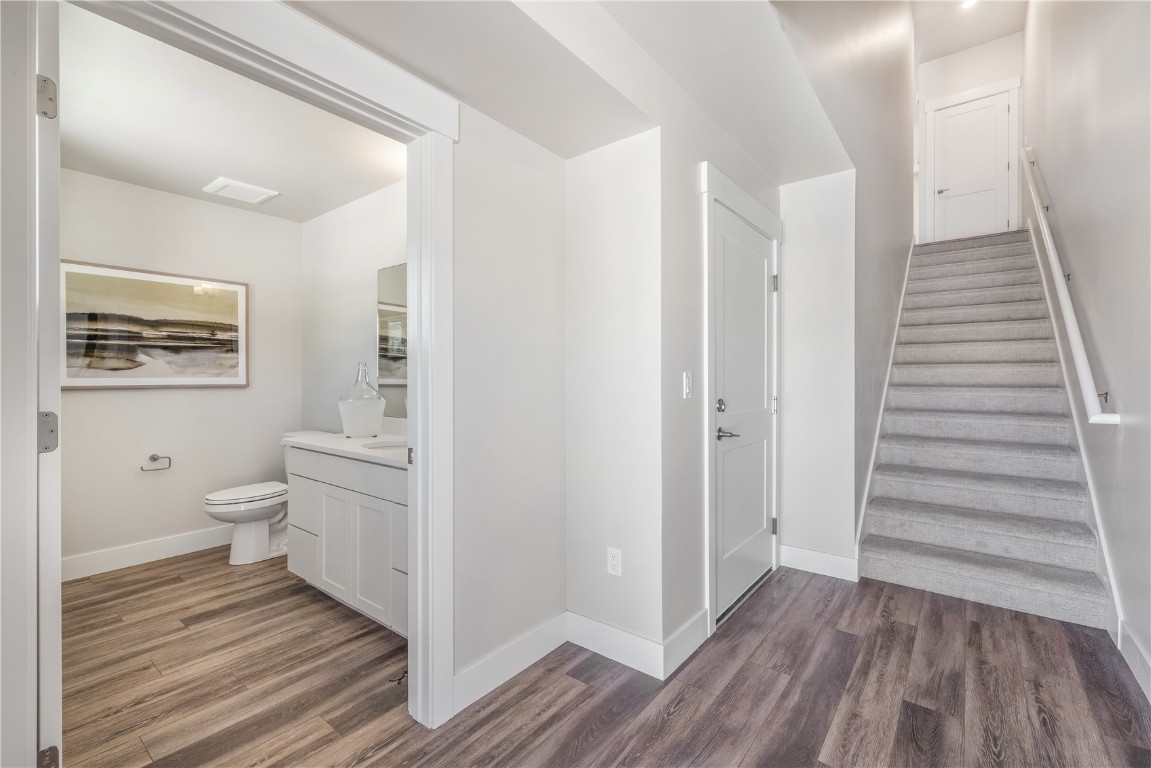 Silverthorne, Colorado, 80498, United States, 2 Bedrooms Bedrooms, ,2 BathroomsBathrooms,Residential,For Sale,1989291