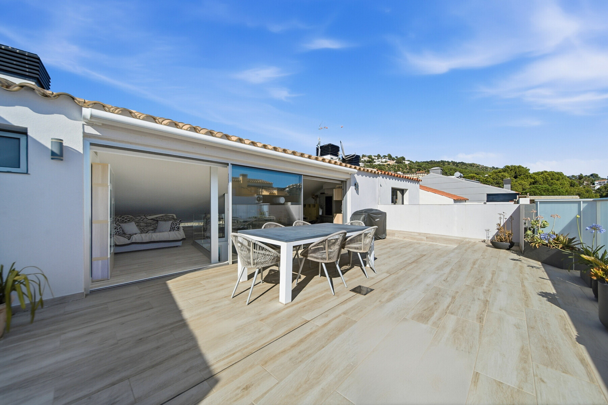  Contemporary duplex penthouse with a terrace and partial ocean view in Roses - 物件實景