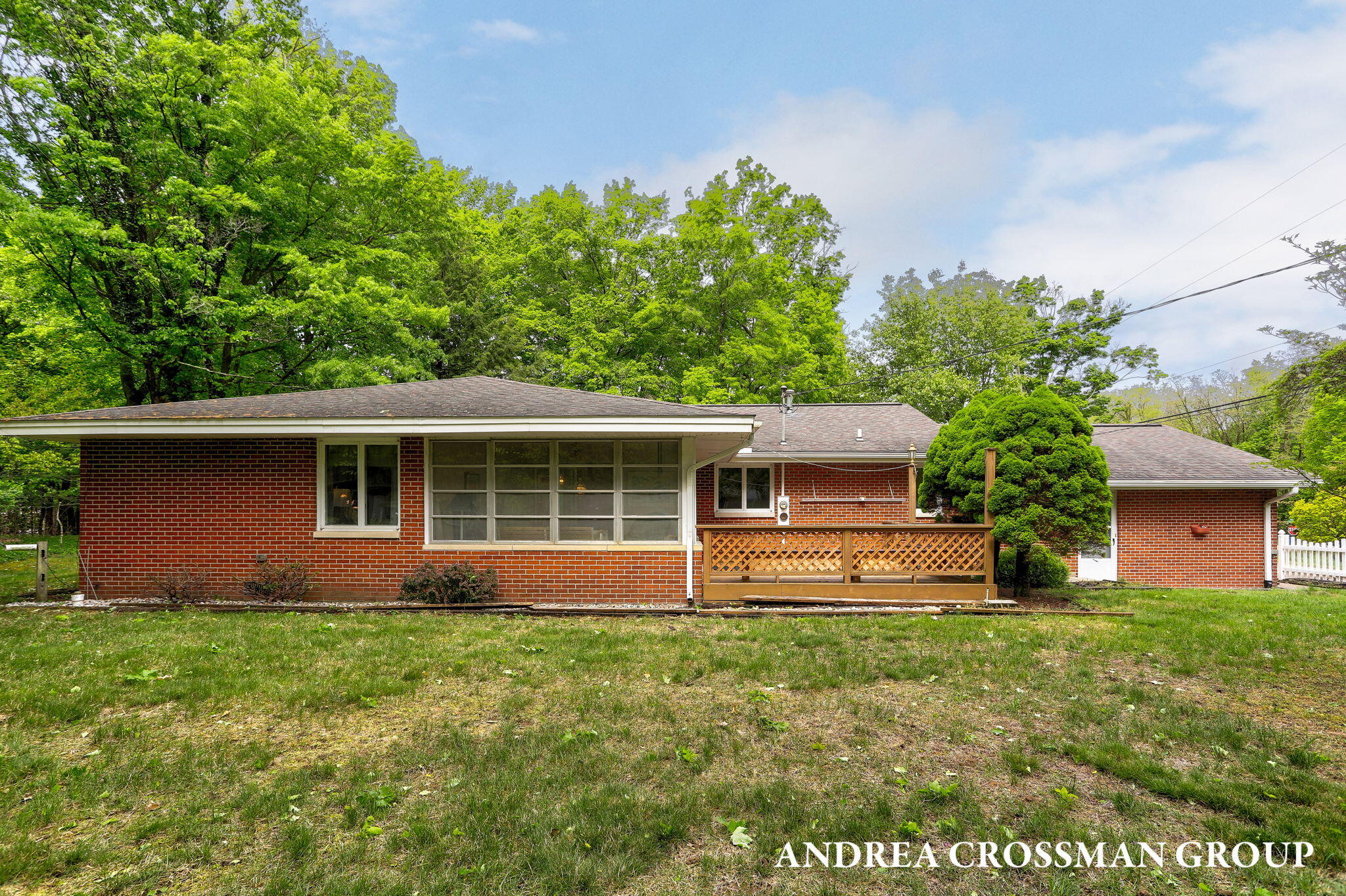 Fennville, Michigan, 49408, United States, 3 Bedrooms Bedrooms, ,2 BathroomsBathrooms,Residential,For Sale,1826575