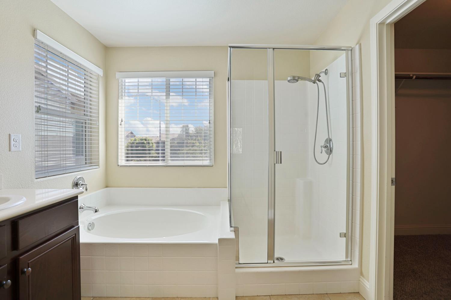 Stockton, California, 95209, United States, 5 Bedrooms Bedrooms, ,3 BathroomsBathrooms,Residential,For Sale,1931526