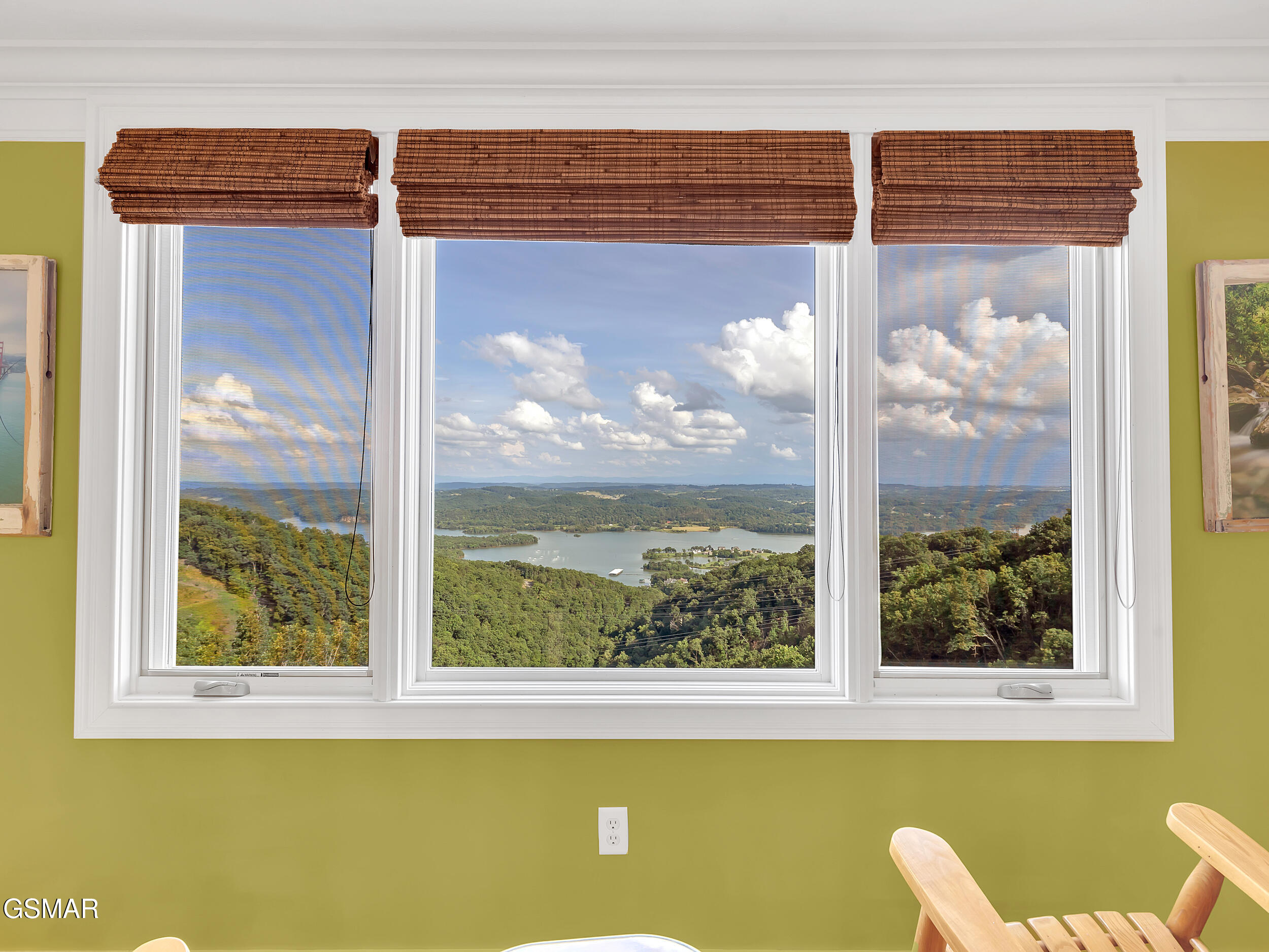 Mooresburg, Tennessee, 37811, United States, 3 Bedrooms Bedrooms, ,5 BathroomsBathrooms,Residential,For Sale,1974875