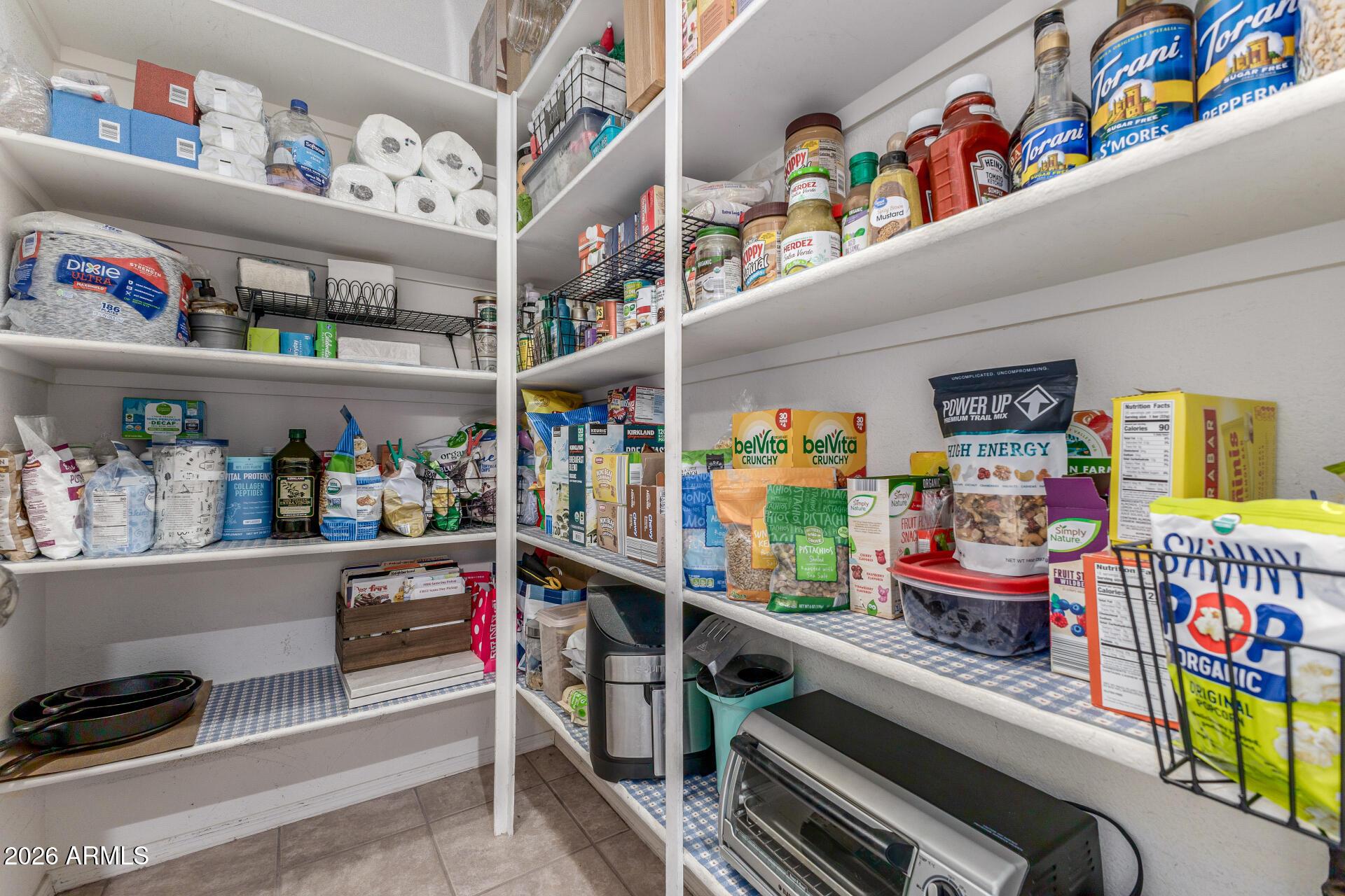 Peoria, Arizona, 85382, United States, 4 Bedrooms Bedrooms, ,4 BathroomsBathrooms,Residential,For Sale,2011142