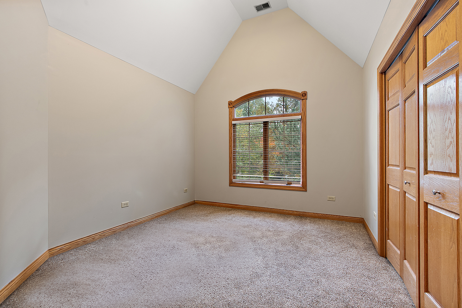 New Lenox, Illinois, 60451, United States, 4 Bedrooms Bedrooms, ,3 BathroomsBathrooms,Residential,For Sale,1974634