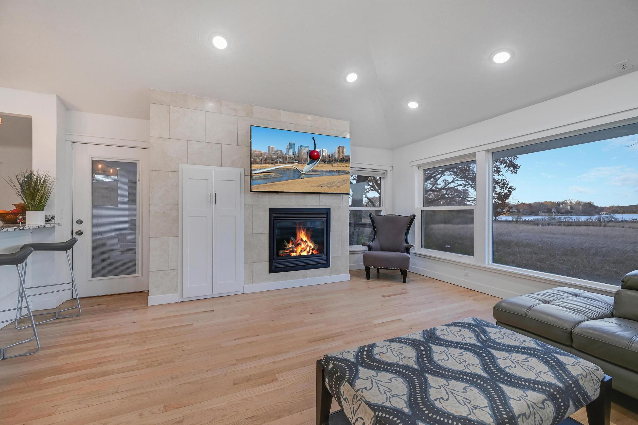 Deephaven, Minnesota, 55331, United States, 6 Bedrooms Bedrooms, ,2 BathroomsBathrooms,Residential,For Sale,1995440