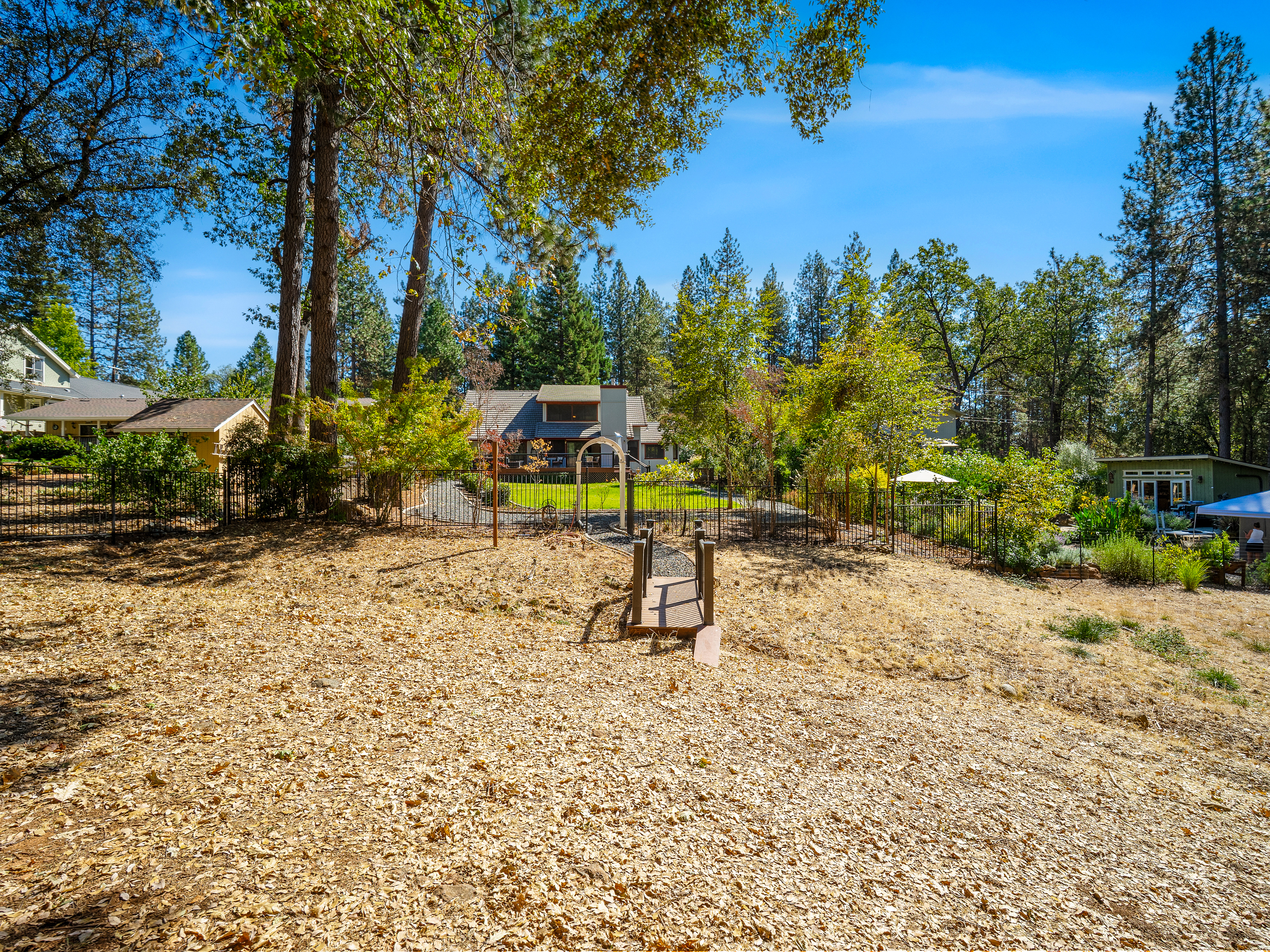  16998 Alioto Drive, Grass Valley, CA 95949 - 物件實景