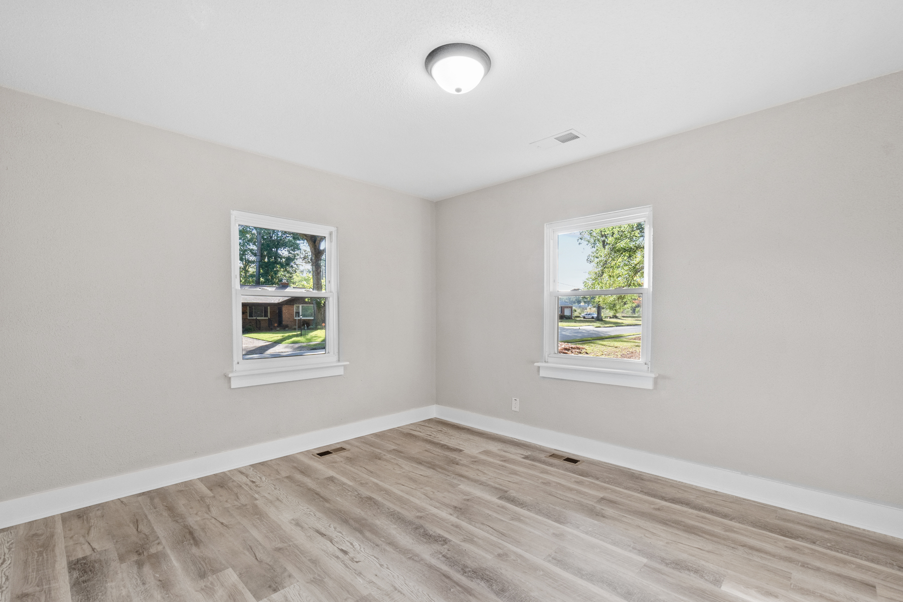  1555 Crane Avenue, Norfolk, VA, 23518 - 物件實景