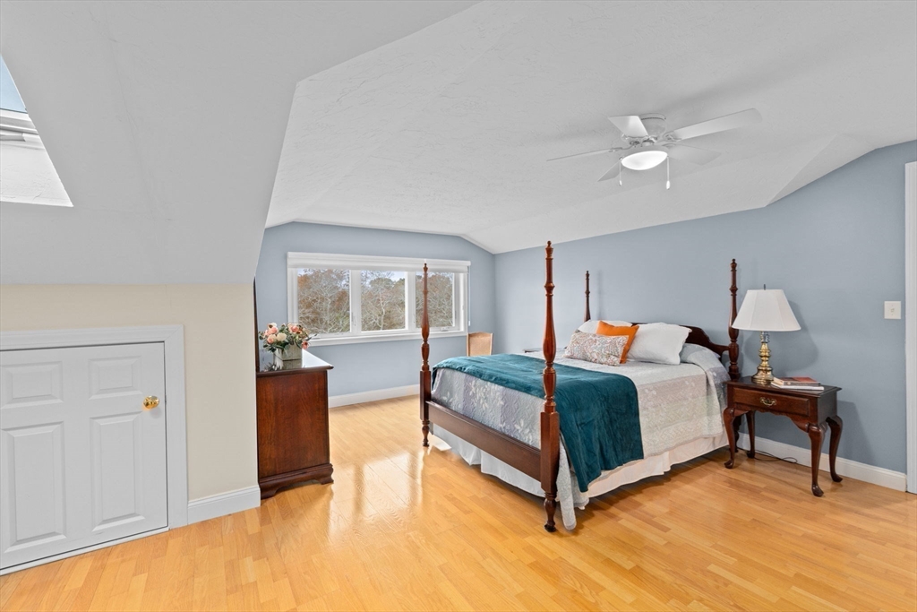 Plymouth, Massachusetts, 02360, United States, 2 Bedrooms Bedrooms, ,3 BathroomsBathrooms,Residential,For Sale,1994684