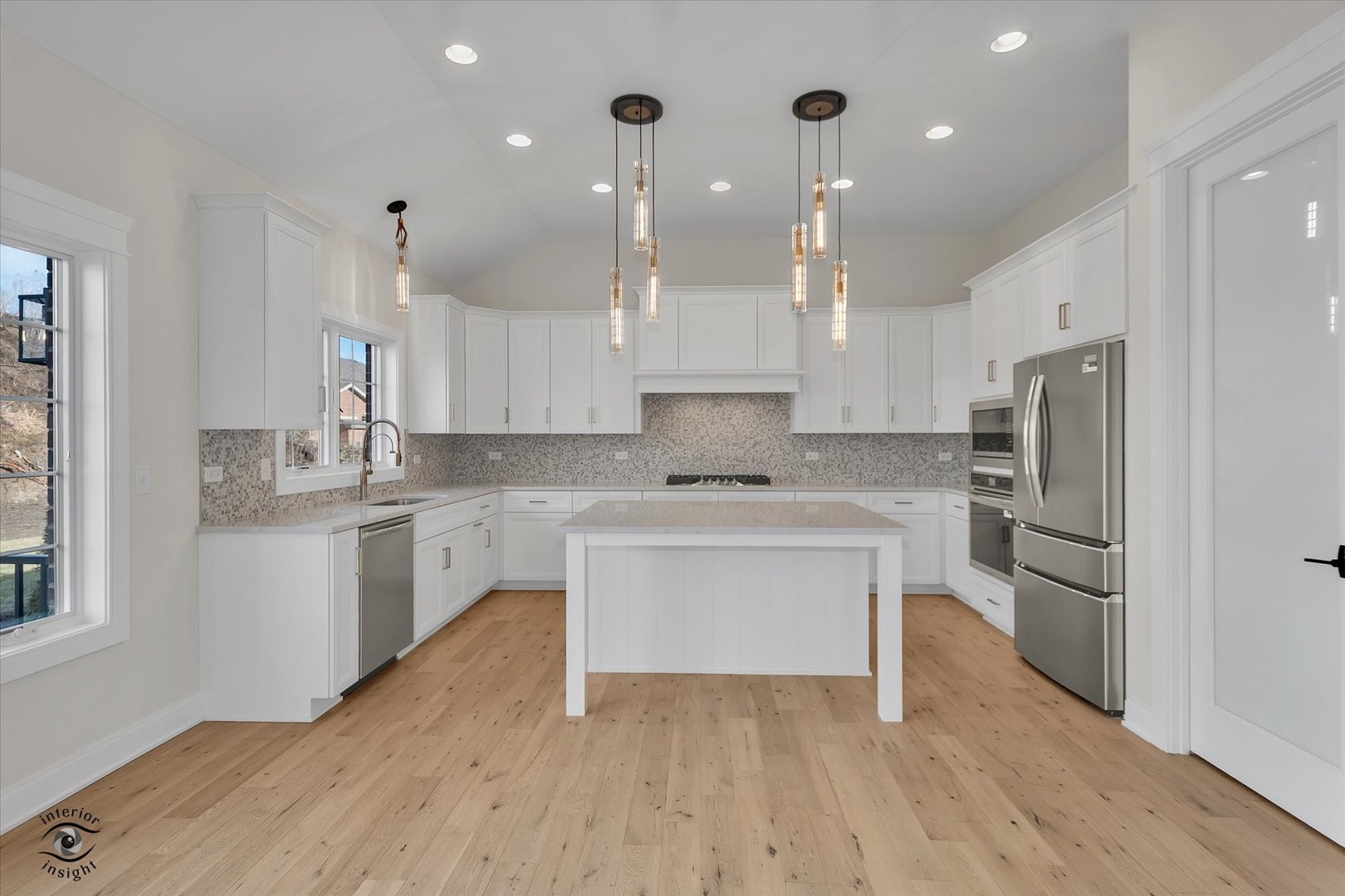 Frankfort, Illinois, 60423, United States, 2 Bedrooms Bedrooms, ,2 BathroomsBathrooms,Residential,For Sale,2012023