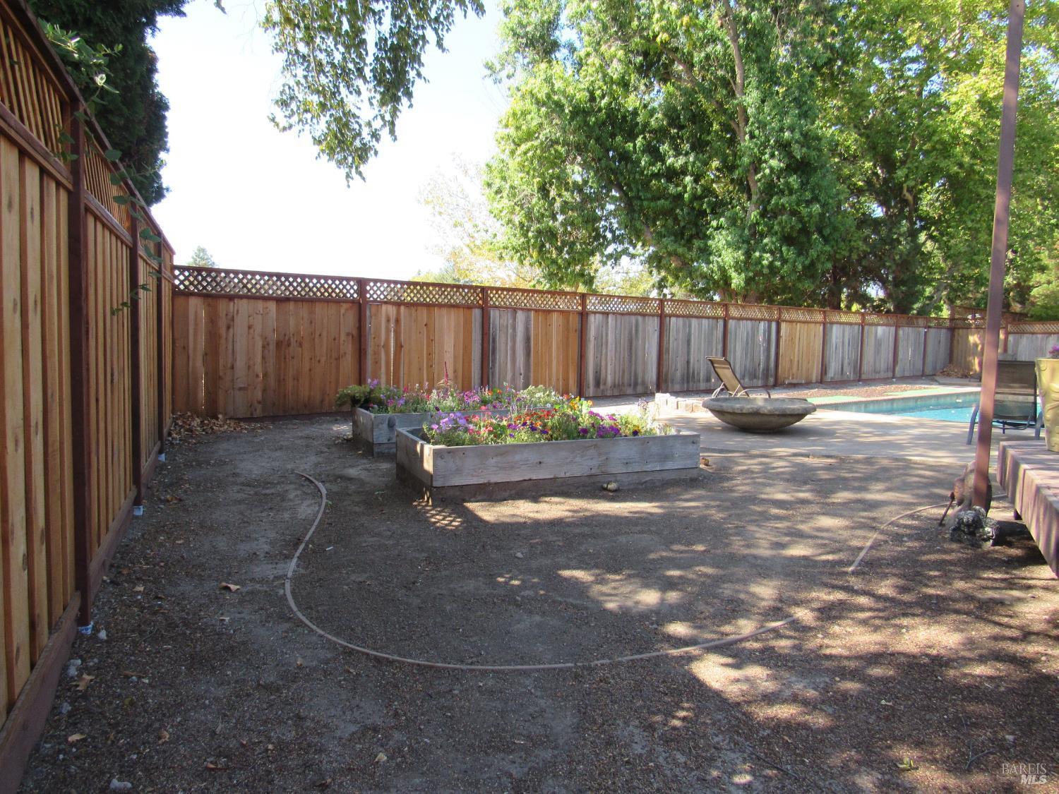 Sonoma, California, 95476, United States, 4 Bedrooms Bedrooms, ,2 BathroomsBathrooms,Residential,For Sale,1975359