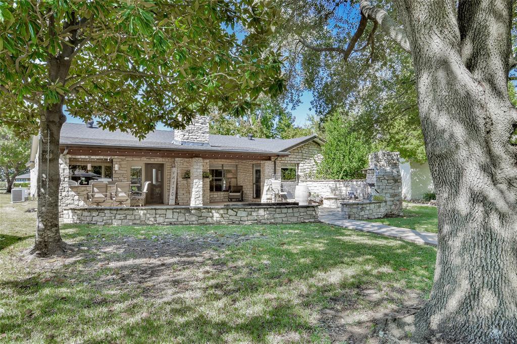 Granbury, Texas, 76049, United States, 3 Bedrooms Bedrooms, ,2 BathroomsBathrooms,Residential,For Sale,1984180