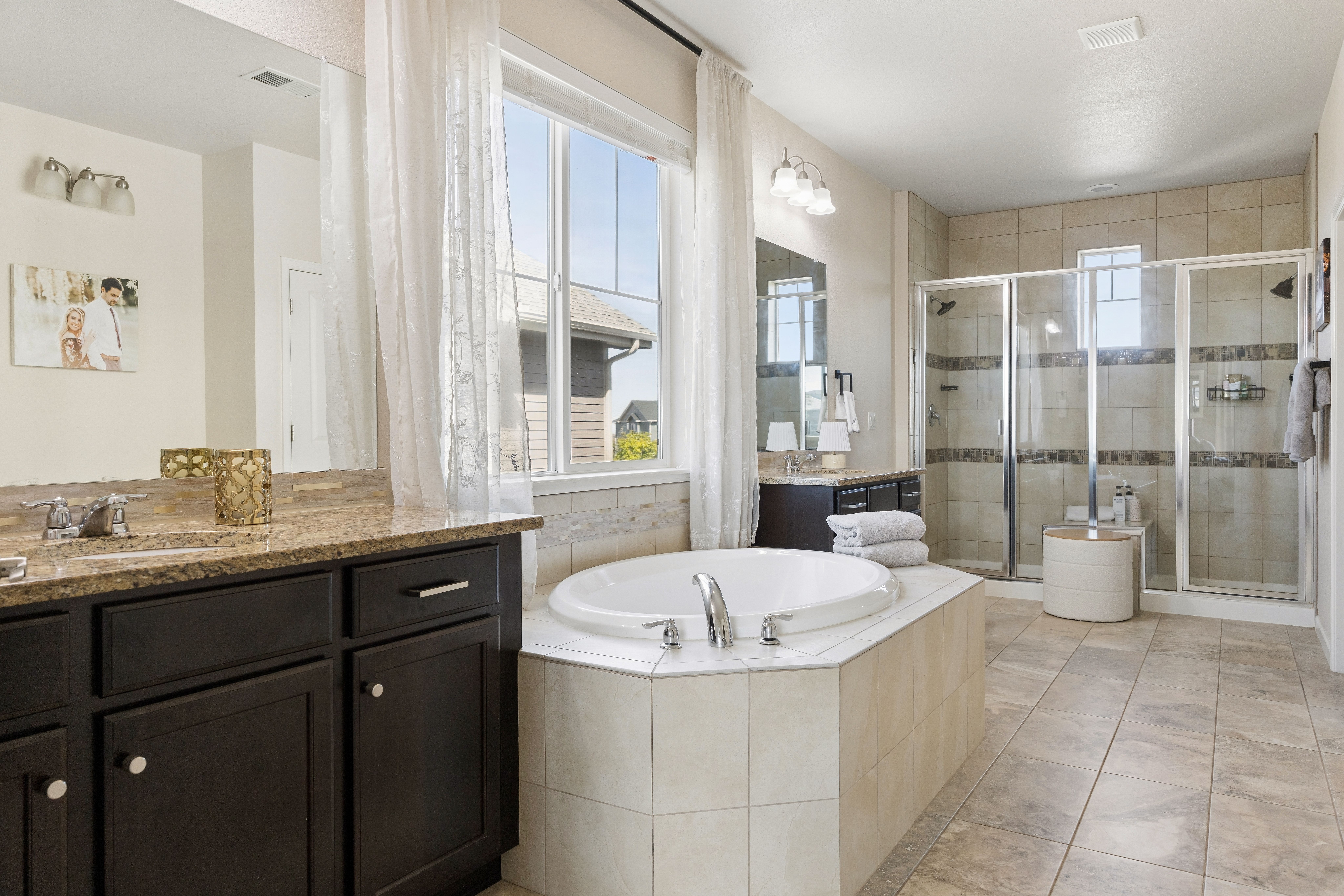  A beautifully appointed two-story home in the desirable Blackstone Country Club. - 物件實景