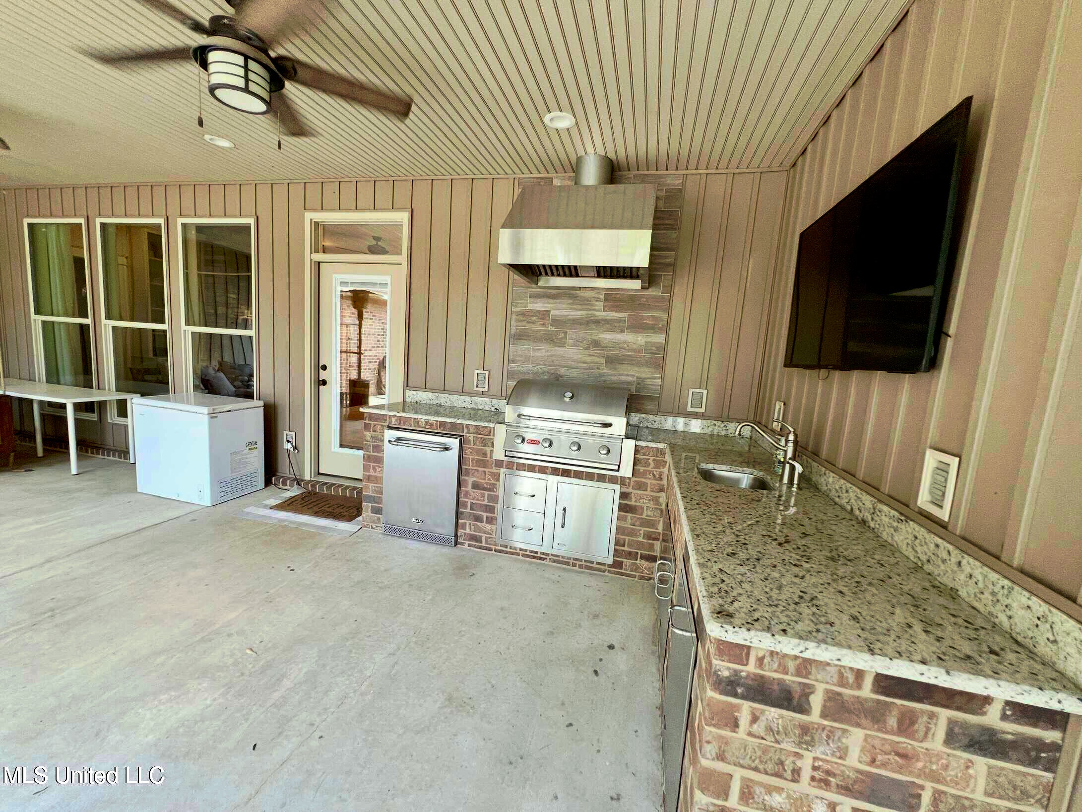 Lucedale, Mississippi, 39452, United States, 4 Bedrooms Bedrooms, ,3 BathroomsBathrooms,Residential,For Sale,1890543