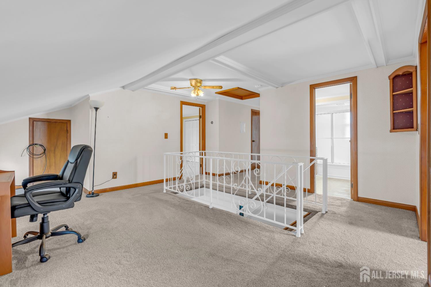 Iselin, New Jersey, 08830, United States, 3 Bedrooms Bedrooms, ,2 BathroomsBathrooms,Residential,For Sale,1966182