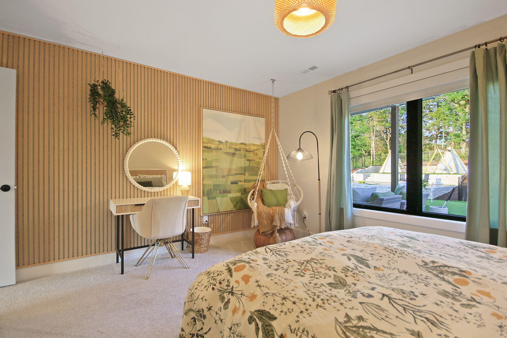 COLUMBIA, Missouri, 65201, United States, 3 Bedrooms Bedrooms, ,2 BathroomsBathrooms,Residential,For Sale,1984001