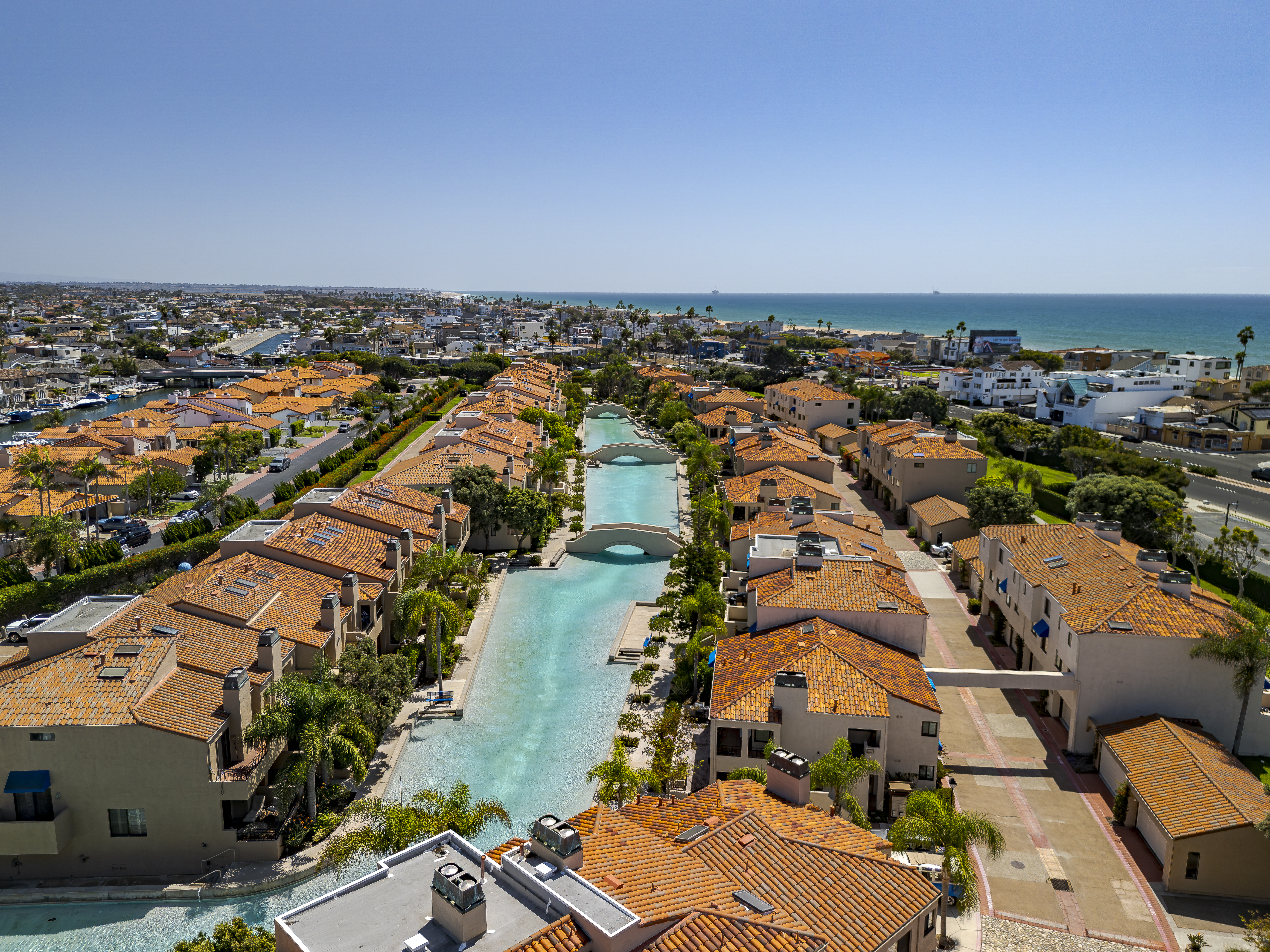  16475 Tropez Lane, Huntington Beach, CA 92649 - 物件實景
