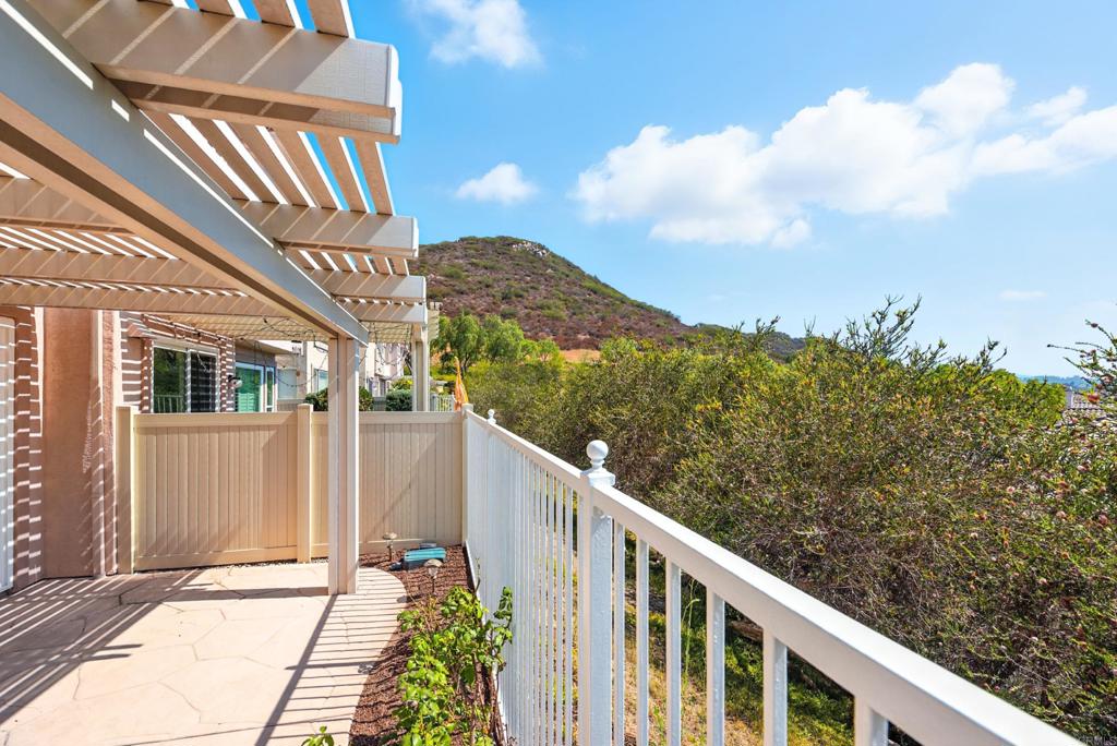 San Diego, California, 92128, United States, 2 Bedrooms Bedrooms, ,3 BathroomsBathrooms,Residential,For Sale,1920017