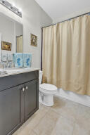 Lake Worth, Florida, 33463, United States, 3 Bedrooms Bedrooms, ,2 BathroomsBathrooms,Residential,For Sale,1974072