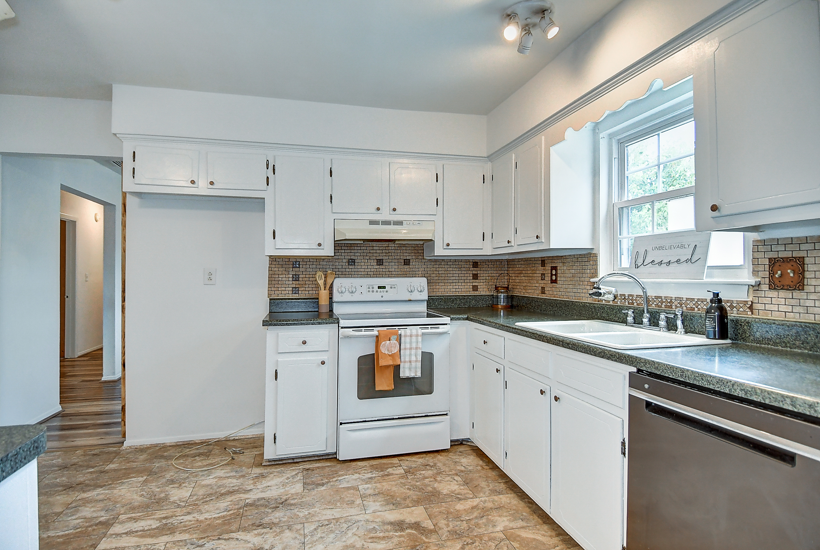  3448 Poppy Crescent, Virginia Beach, VA 23453 - 物件實景