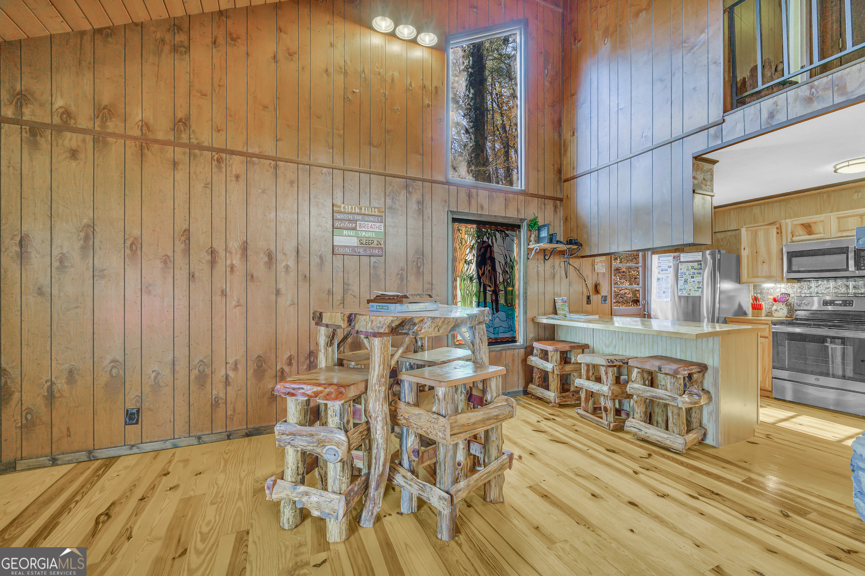 Helen, Georgia, 30545, United States, 3 Bedrooms Bedrooms, ,2 BathroomsBathrooms,Residential,For Sale,1993891