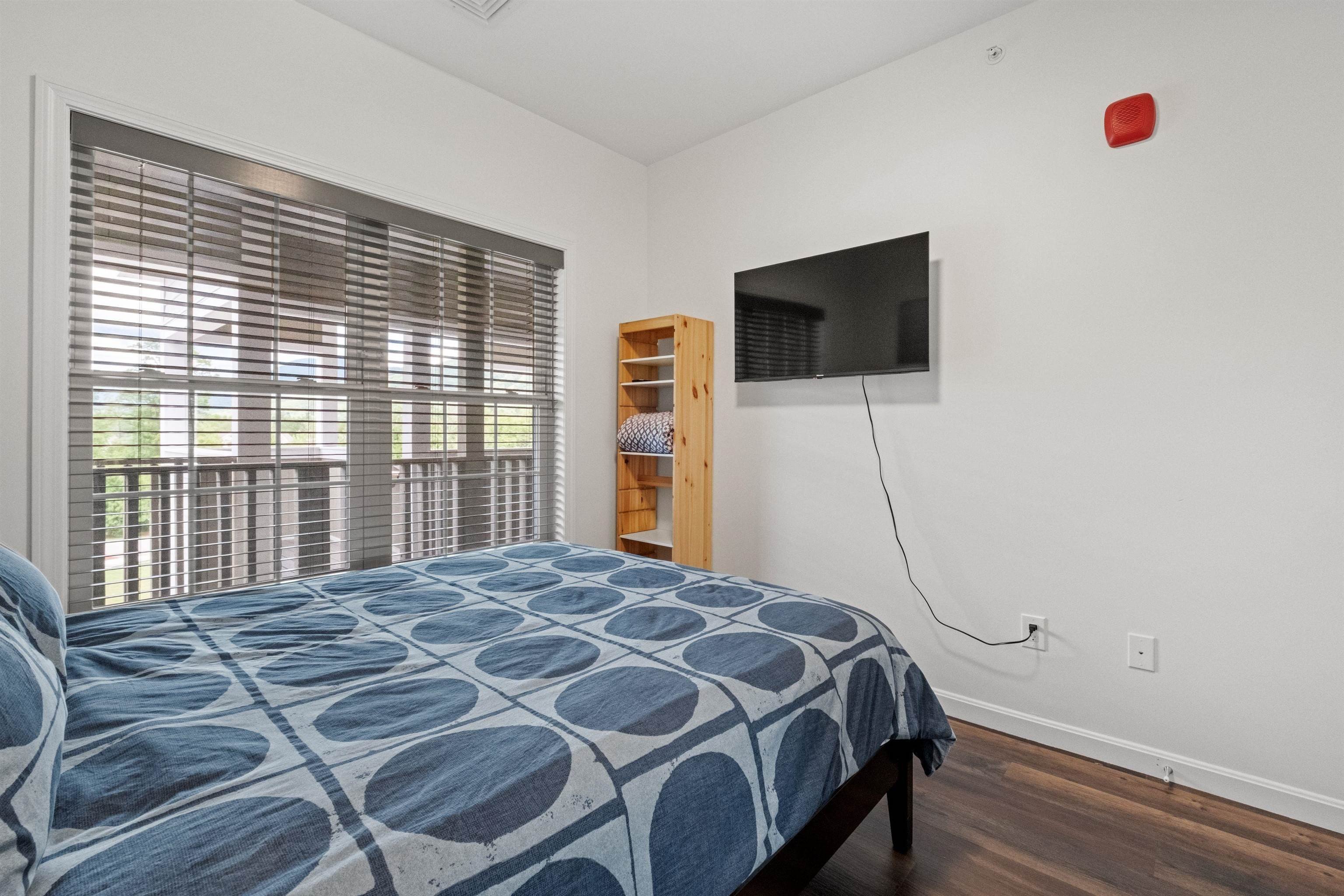 Lincoln, New Hampshire, 03251, United States, 3 Bedrooms Bedrooms, ,2 BathroomsBathrooms,Residential,For Sale,1900633