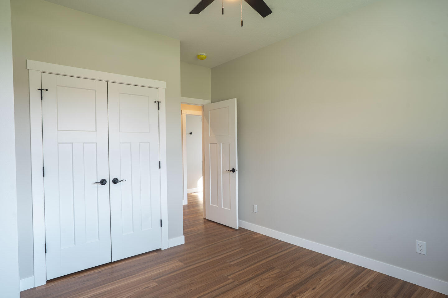 Holmen, Wisconsin, 54636, United States, 5 Bedrooms Bedrooms, ,3 BathroomsBathrooms,Residential,For Sale,1986316