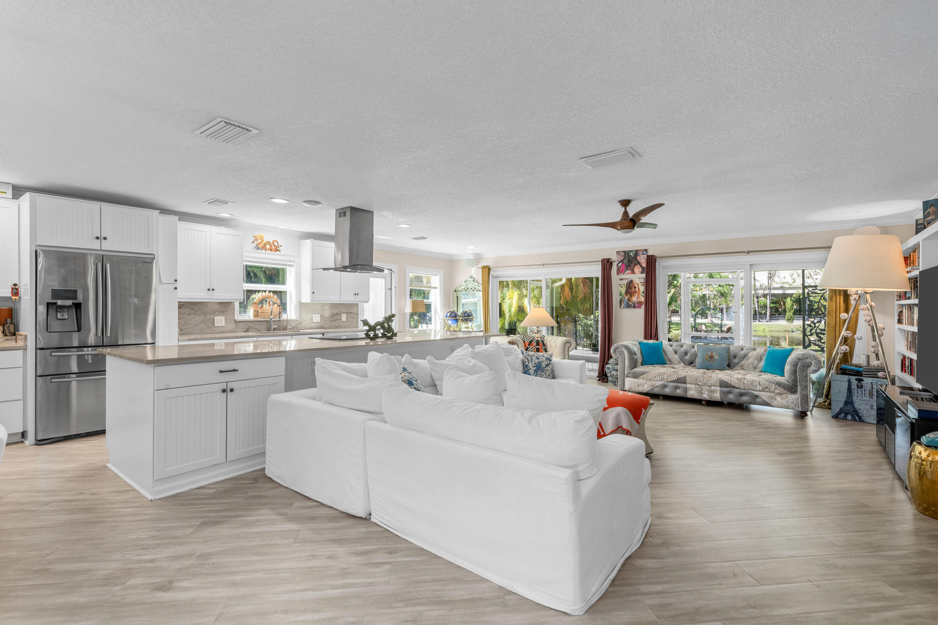  15161 Collecting Canal Road - 物件實景