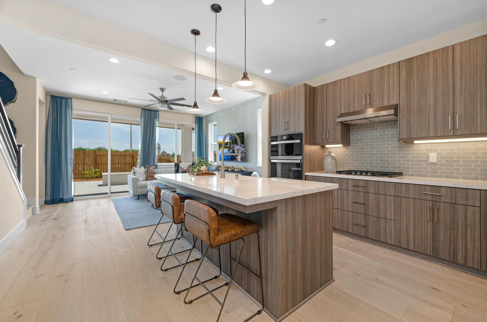 Tulare, California, 93274, United States, 4 Bedrooms Bedrooms, ,3 BathroomsBathrooms,Residential,For Sale,1975165