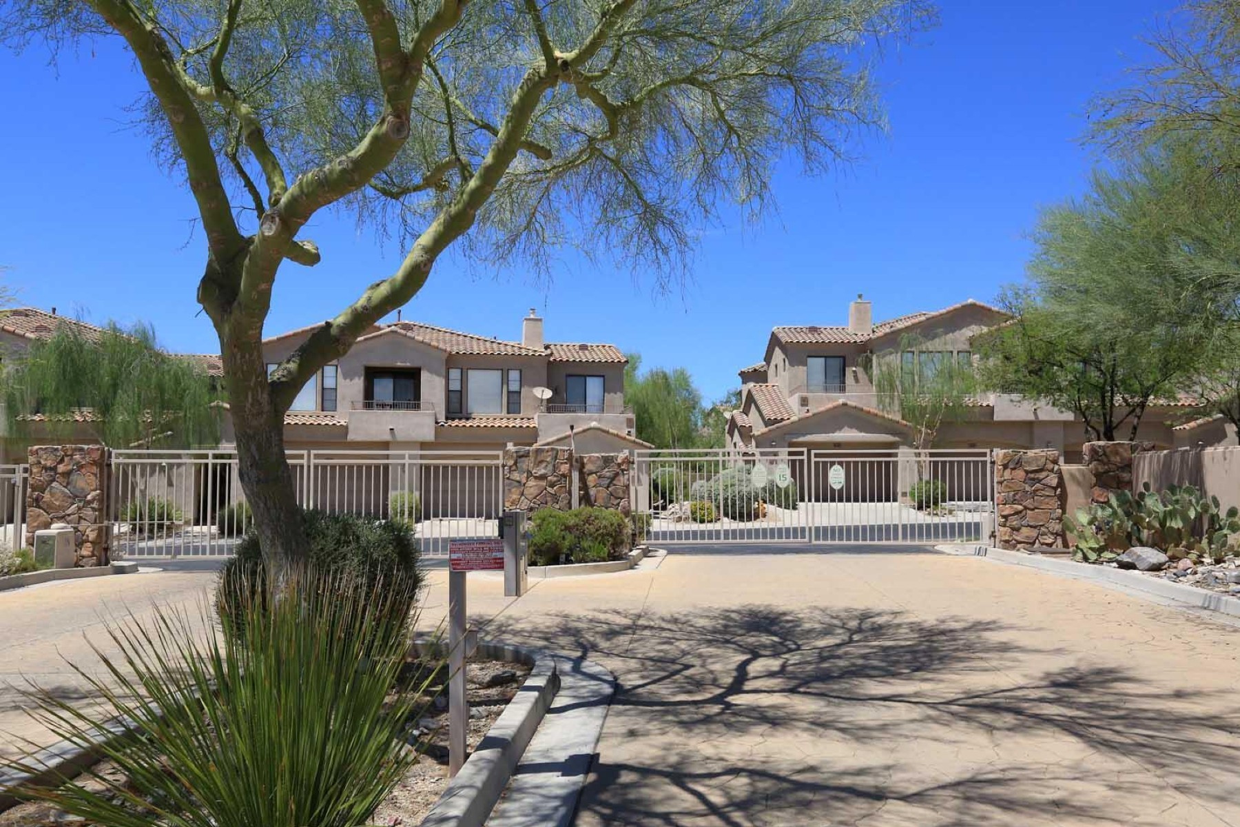  16600 N Thompson Peak Parkway  Scottsdale, AZ - 物件實景