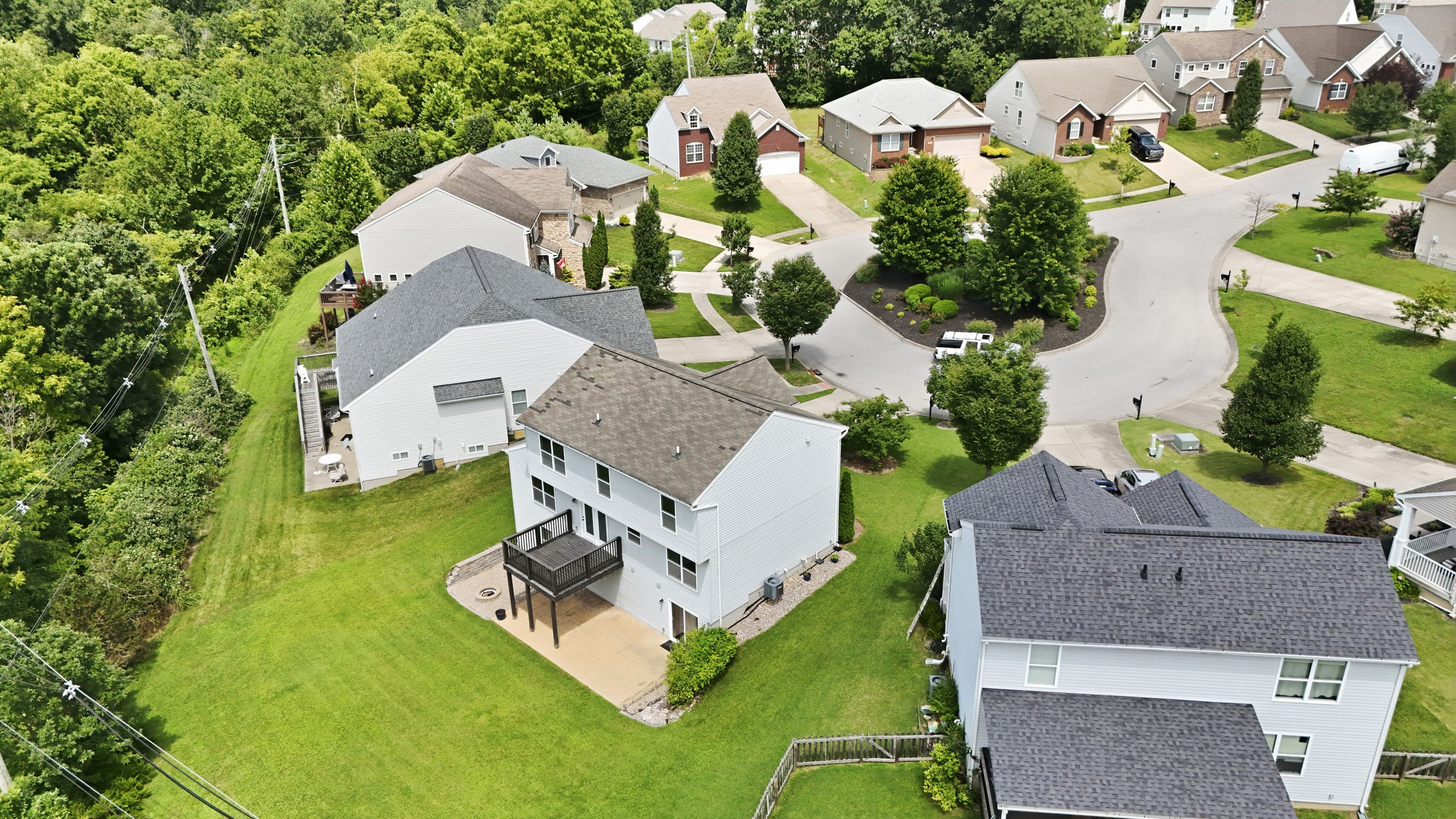  203 Brookfield Hills Court, Louisville, KY 40245 - 物件實景