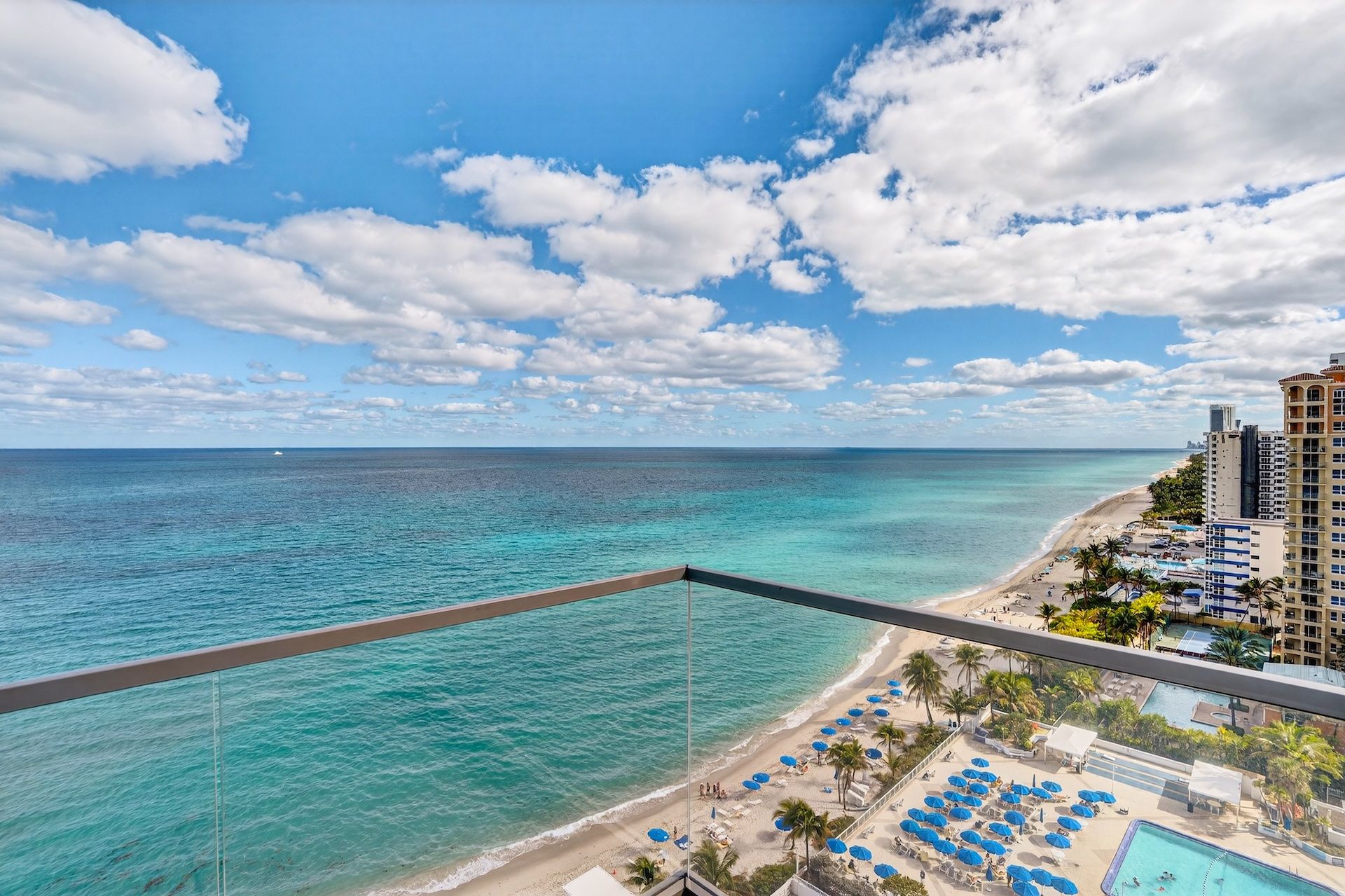  2000 S Ocean Dr, Hallandale Beach, FL, 33009 - 物件實景